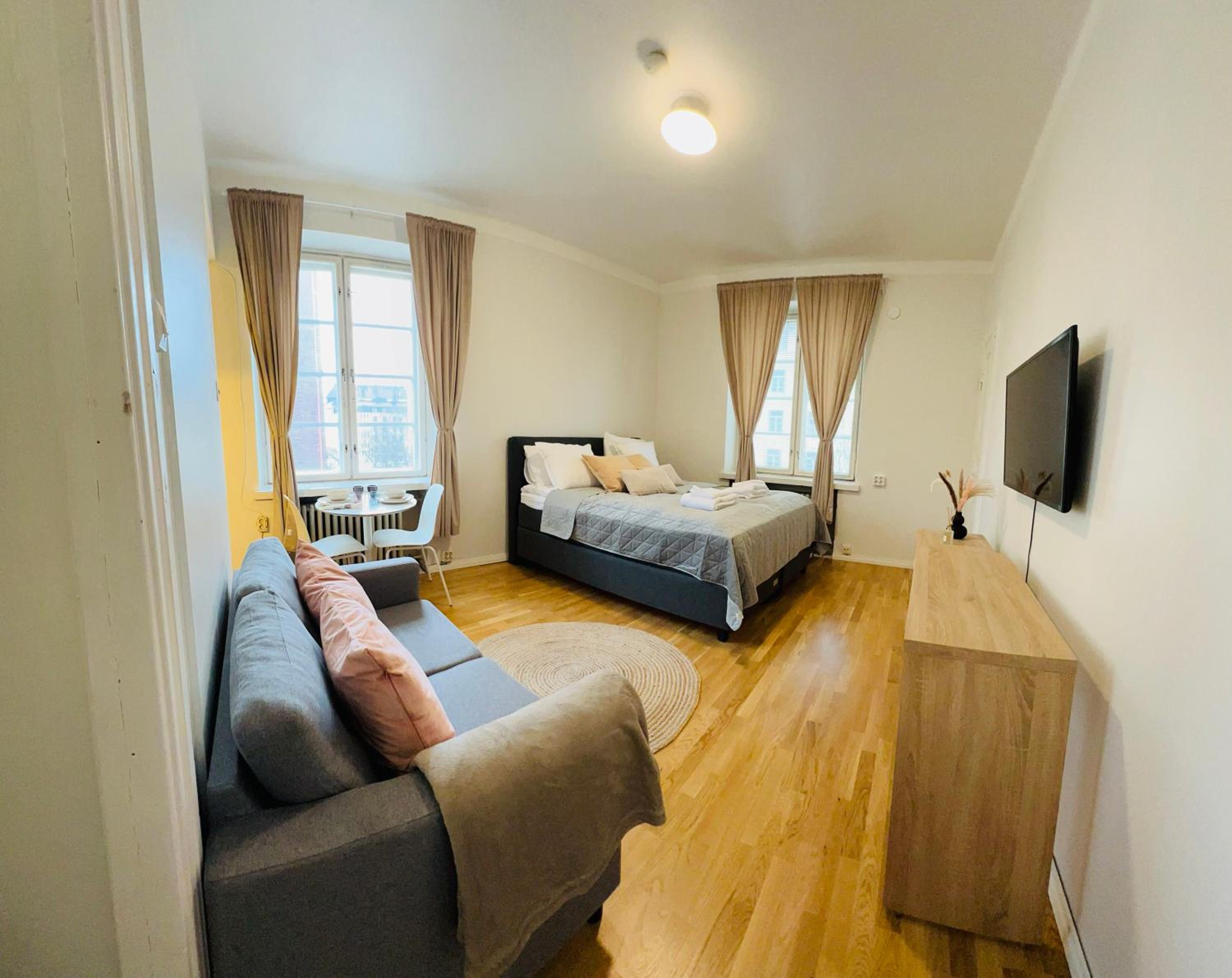Your Chic Vibrant Airbnb