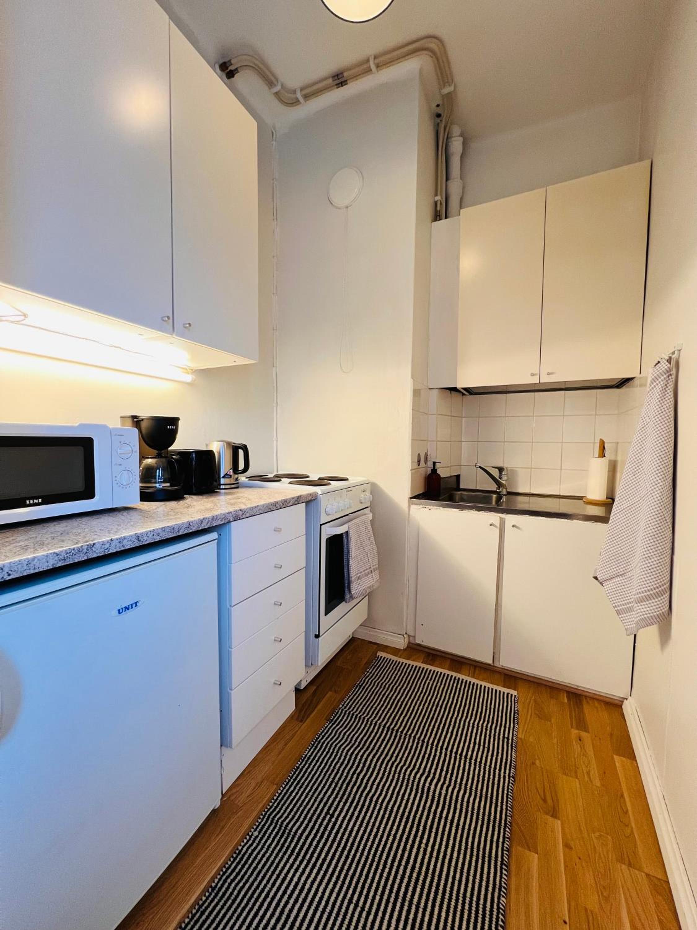 Your Chic Vibrant Airbnb