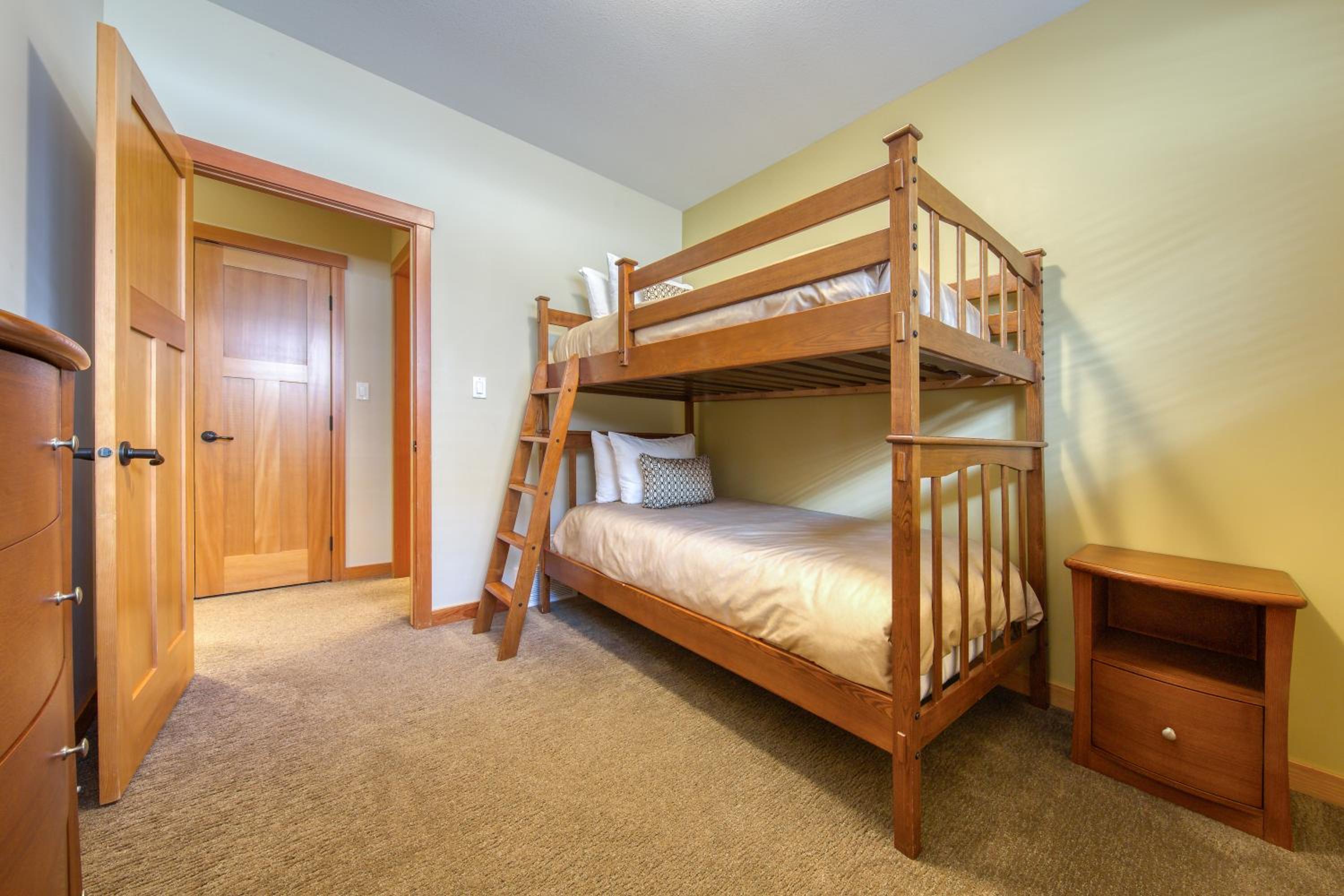 The Residences at Fairmont Ridge