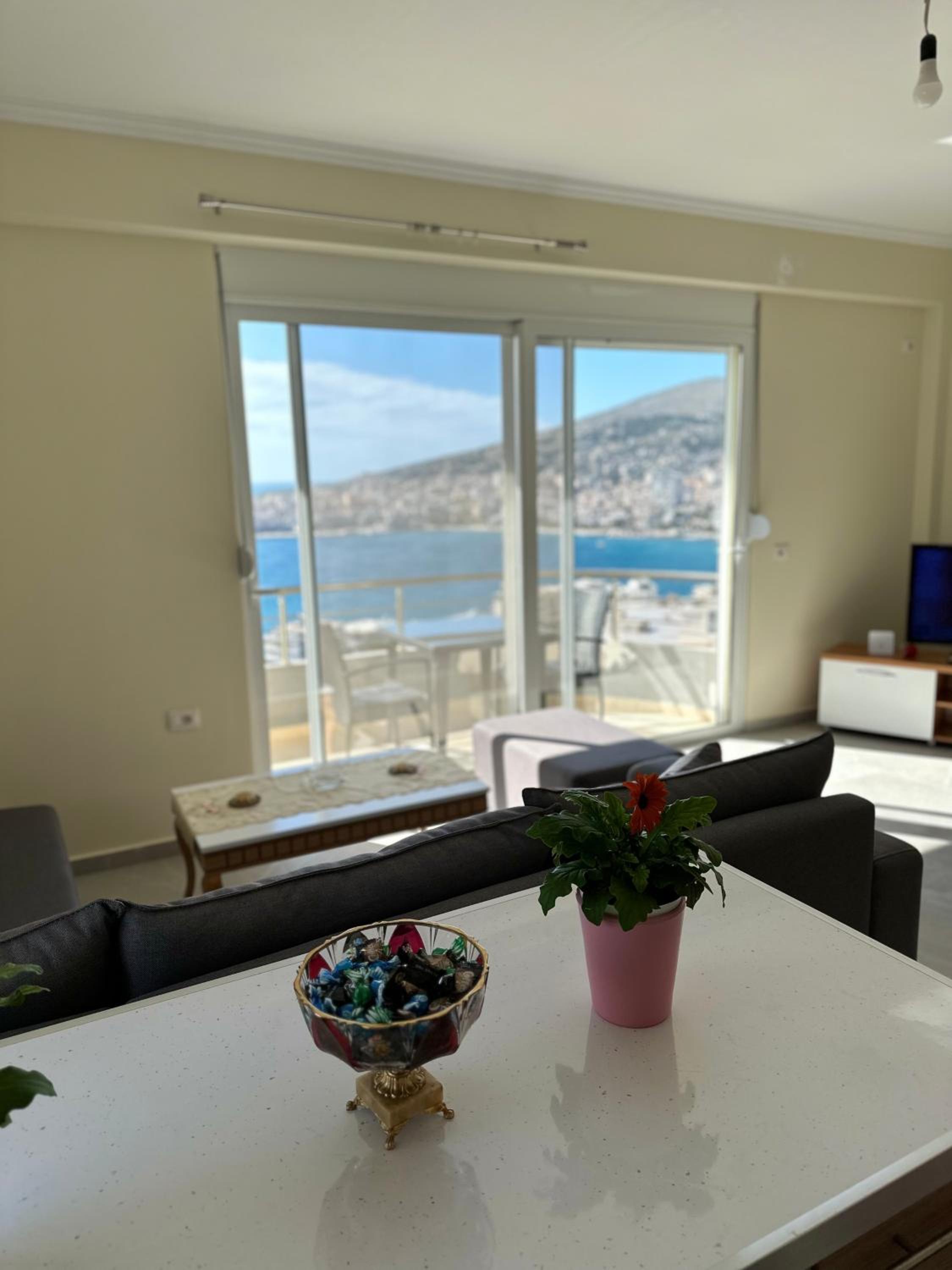 Aleksander Apartment