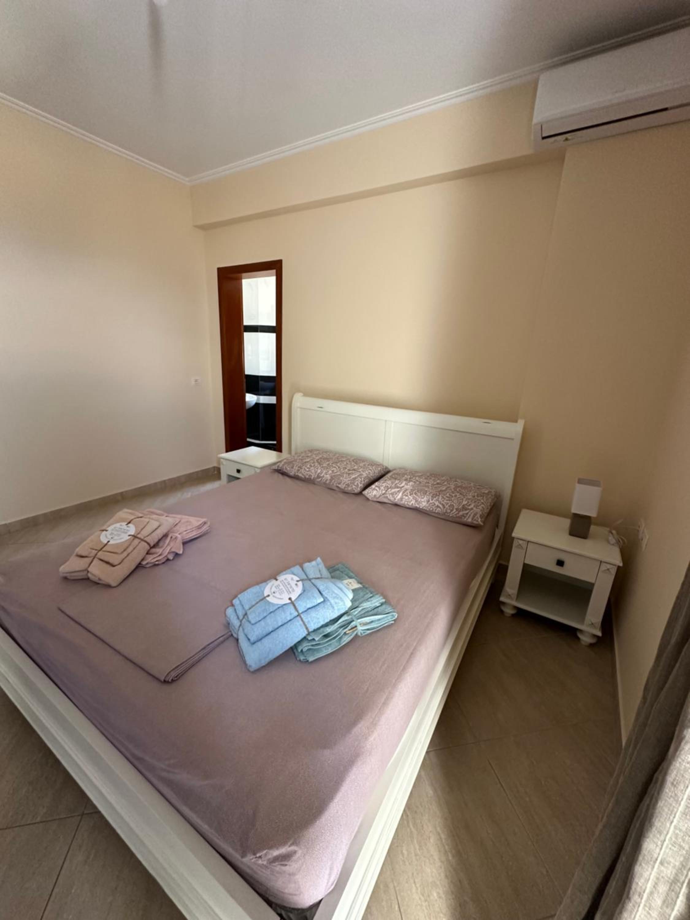 Aleksander Apartment