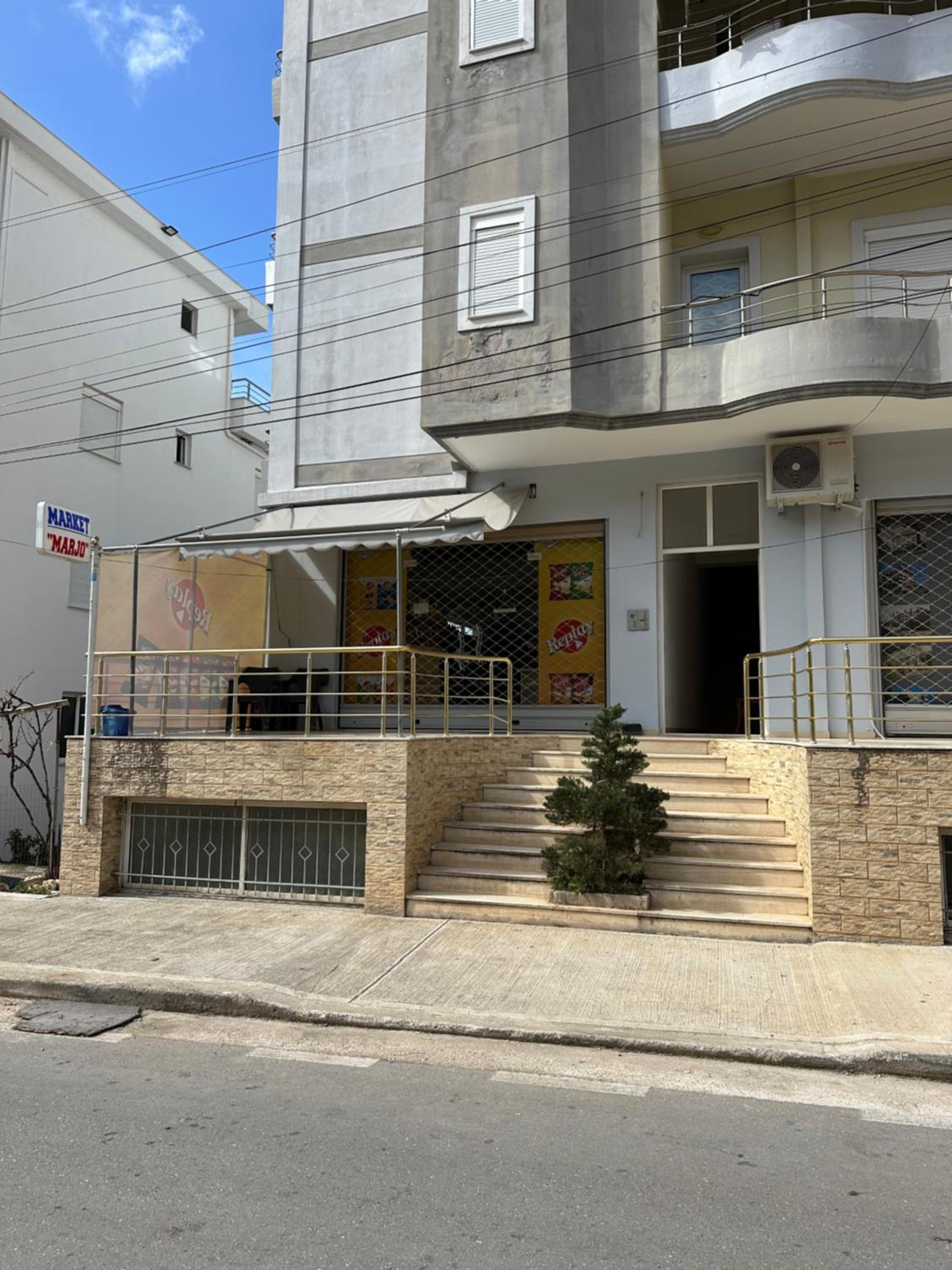 Aleksander Apartment