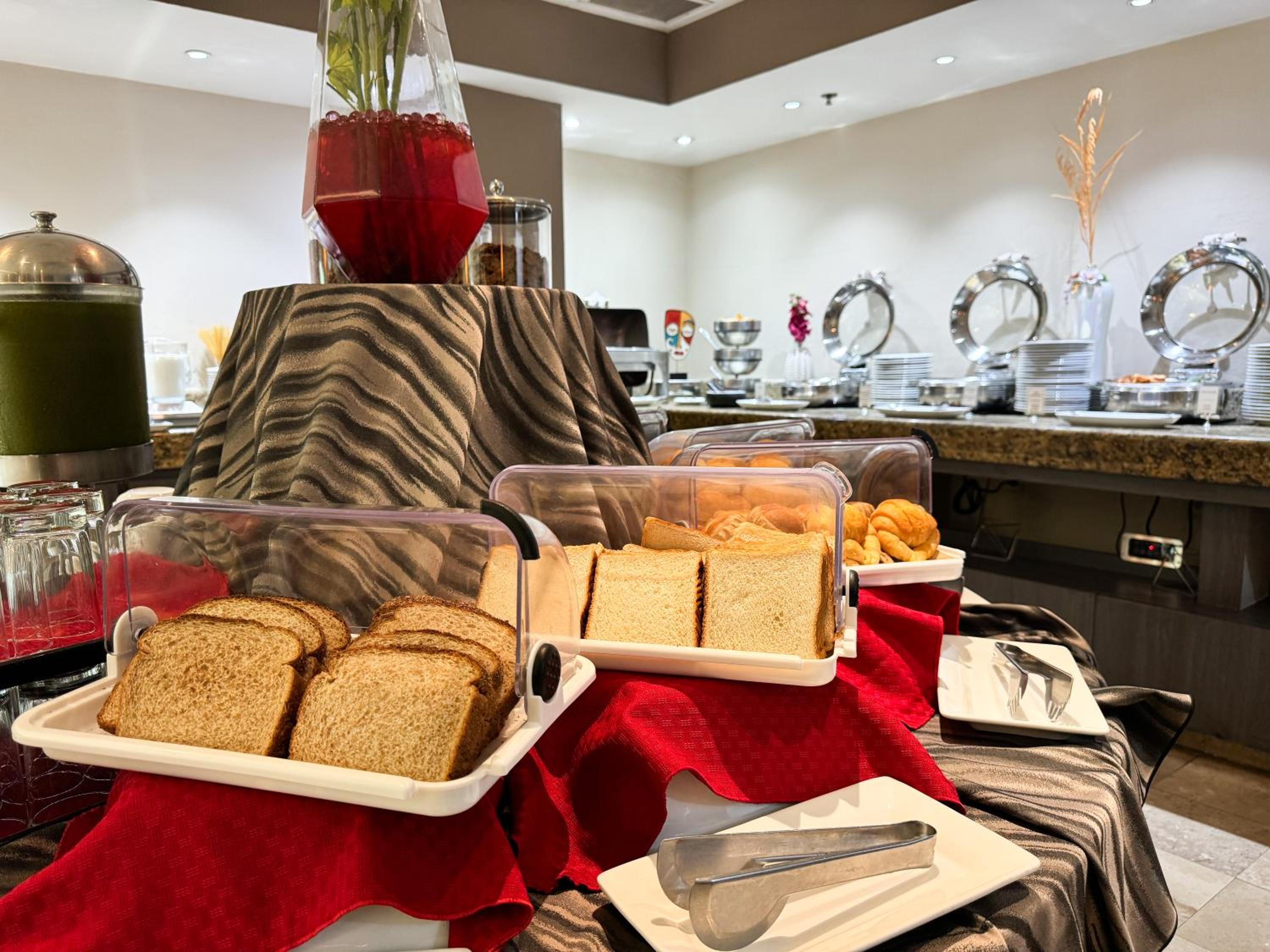 Villahermosa Vacations - Courtyard by Marriott Villahermosa Tabasco - Property Image 7