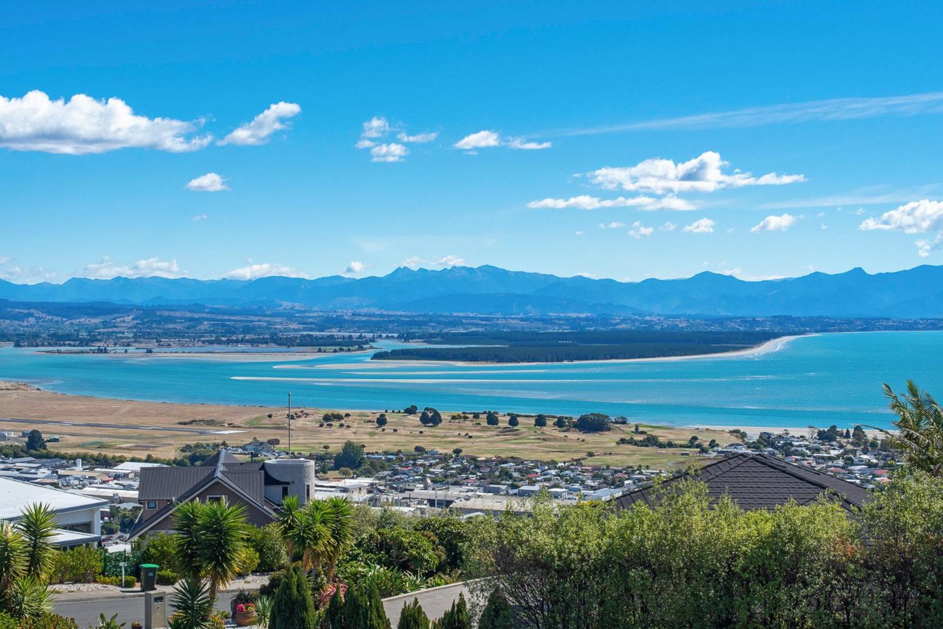 Jacaranda - Views over Tasman Bay