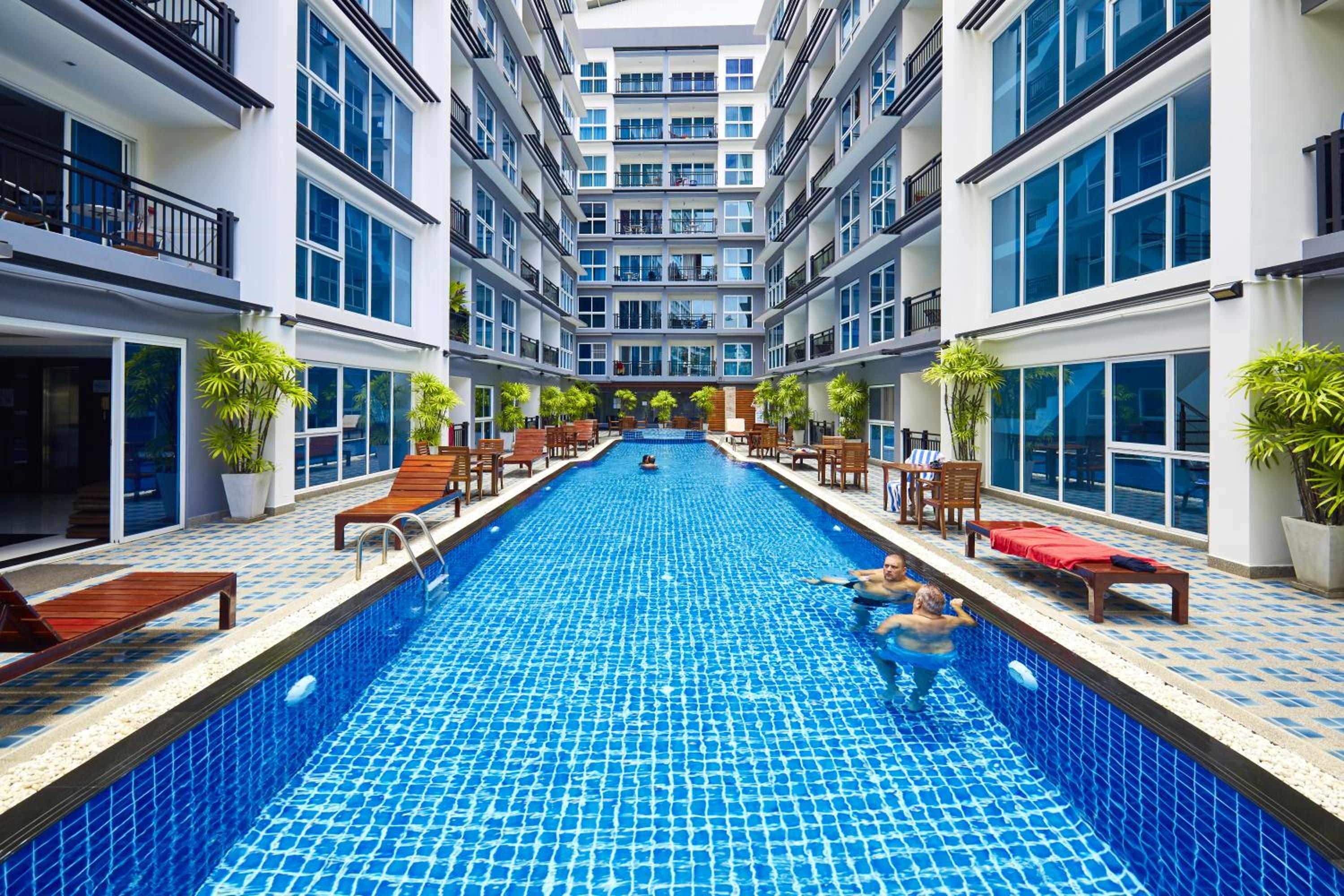 Avenue Residence by Fantasea Beach view 3