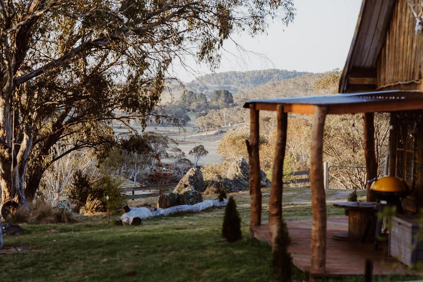Kallarroo Farmstay - Secluded Retreat in Snowy Mountains