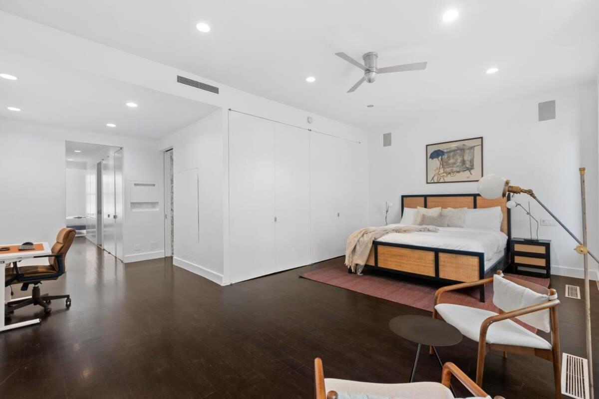 Chelsea Canvas II by RoveTravel Large 3BR Duplex