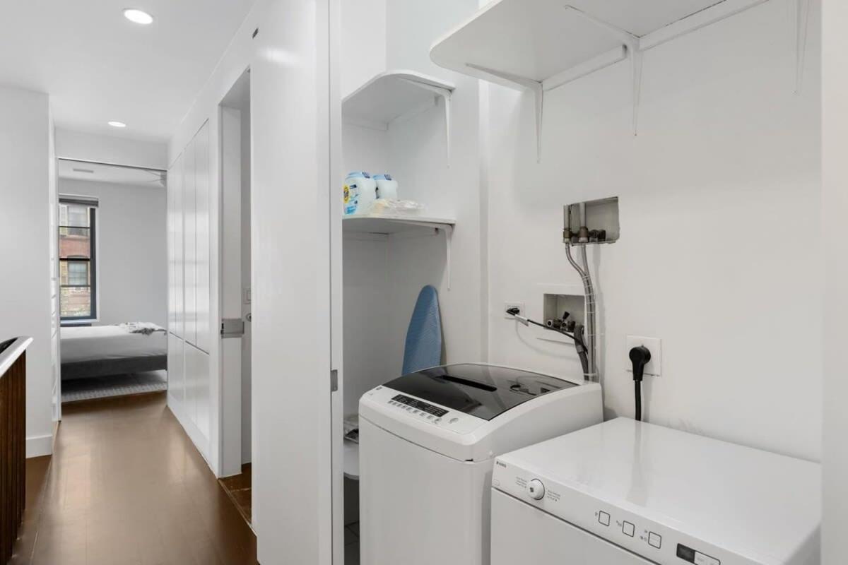 Chelsea Canvas II by RoveTravel Large 3BR Duplex