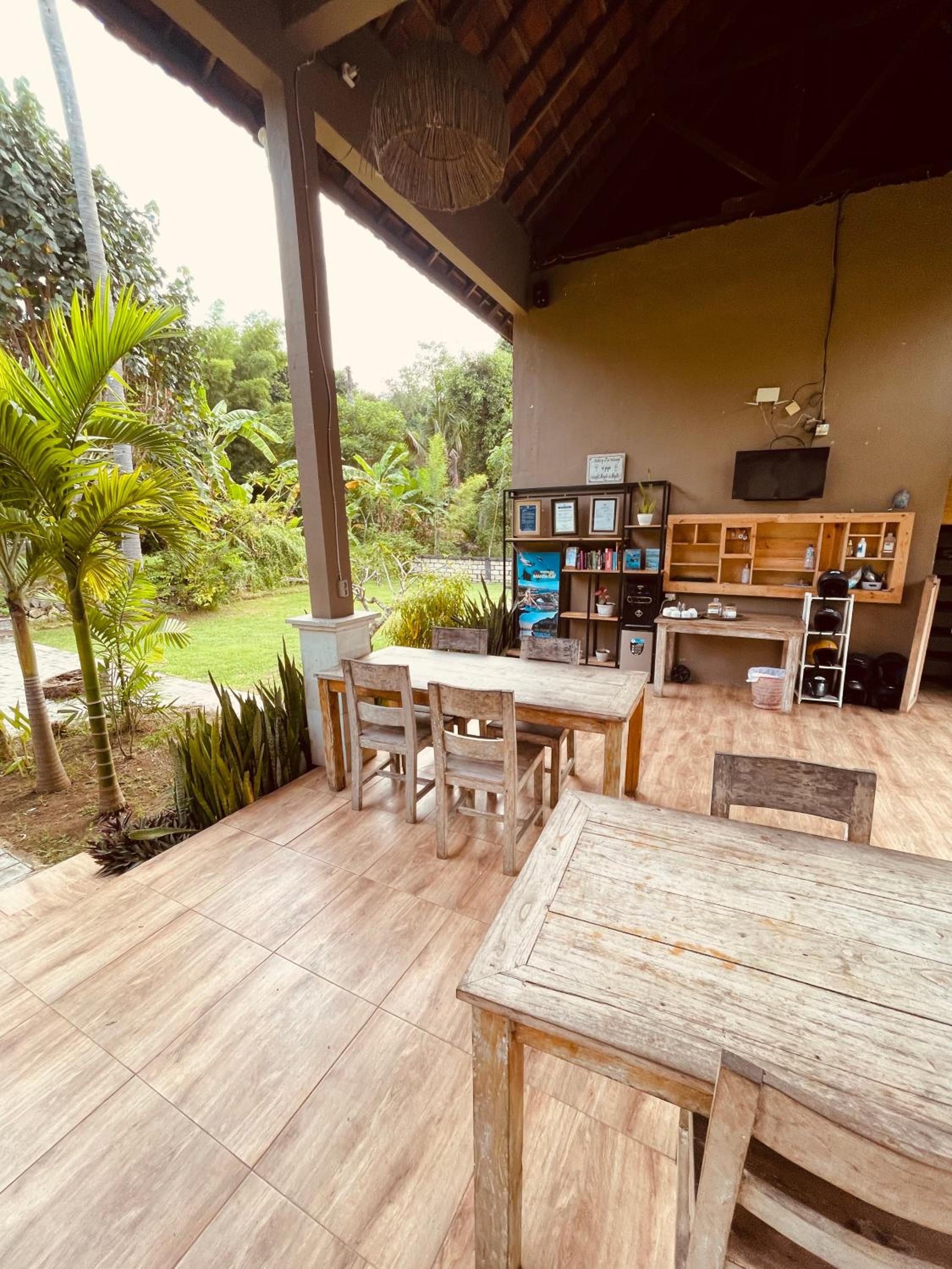 Pedidi Penida Hostel