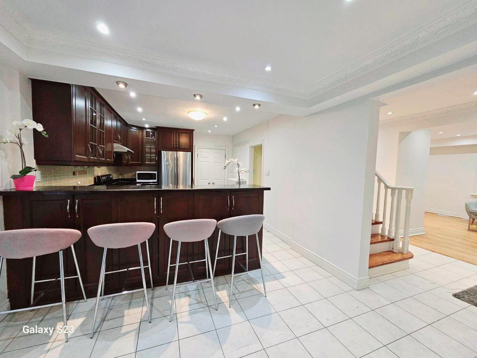 Beautiful Room at Yonge and Sheppard and North York Centre
