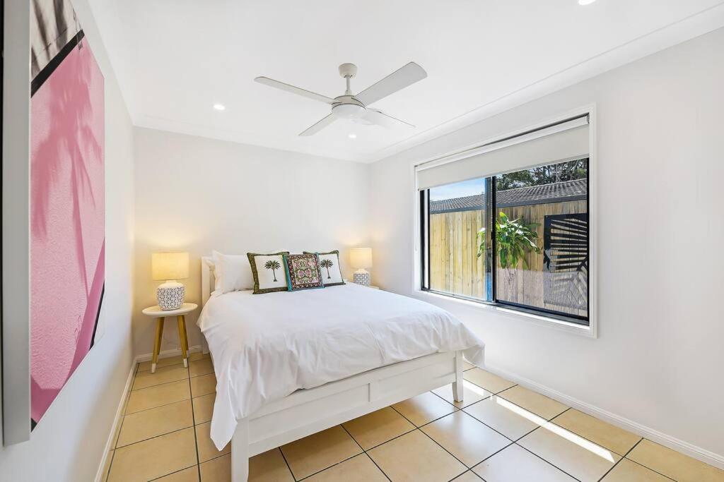 Pacific Palms ~ Family Home close to Beach, Pool