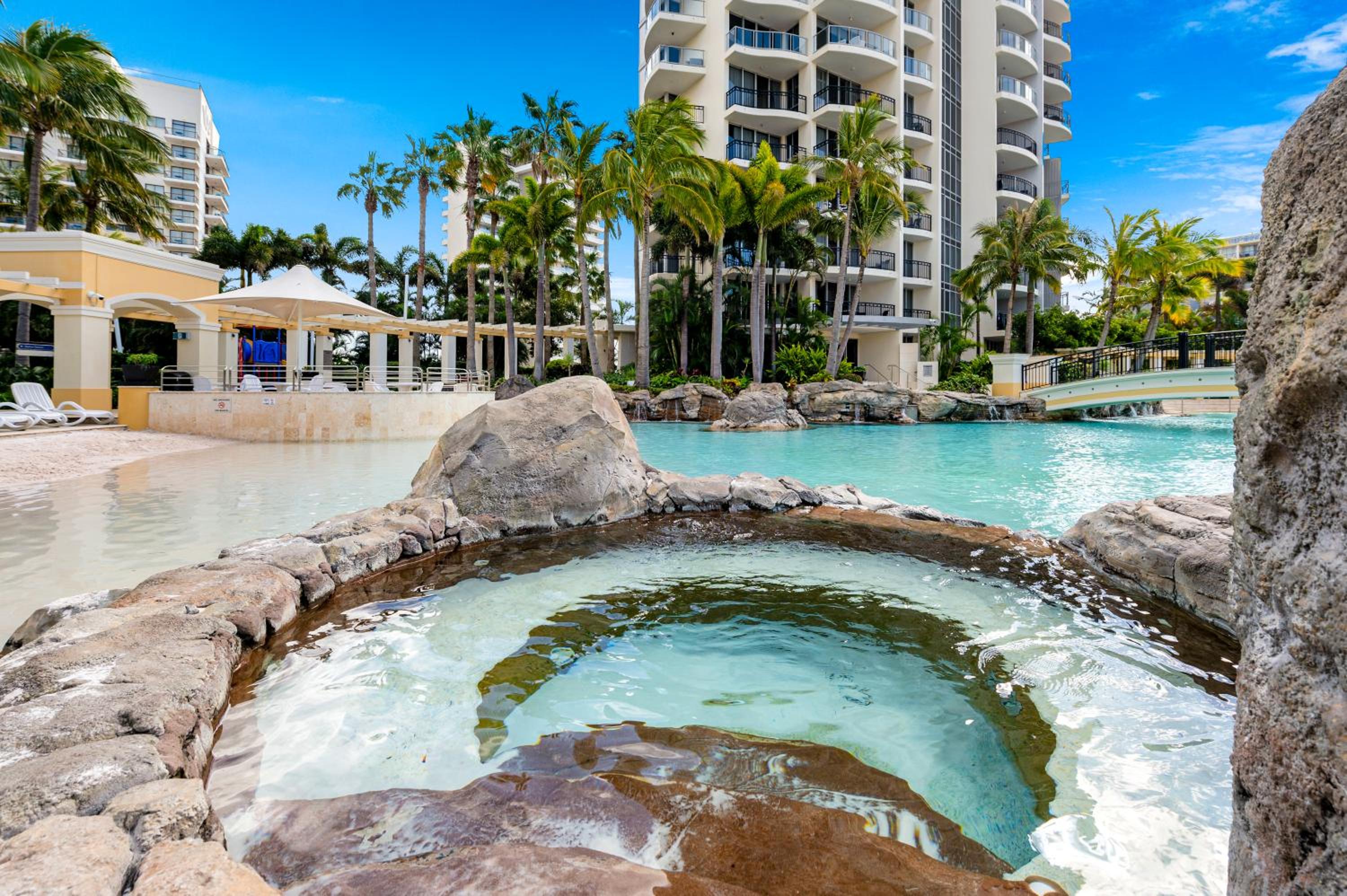 Chevron Renaissance Stunning Apartment 29FL Sleeps 6 - Optimise BNB