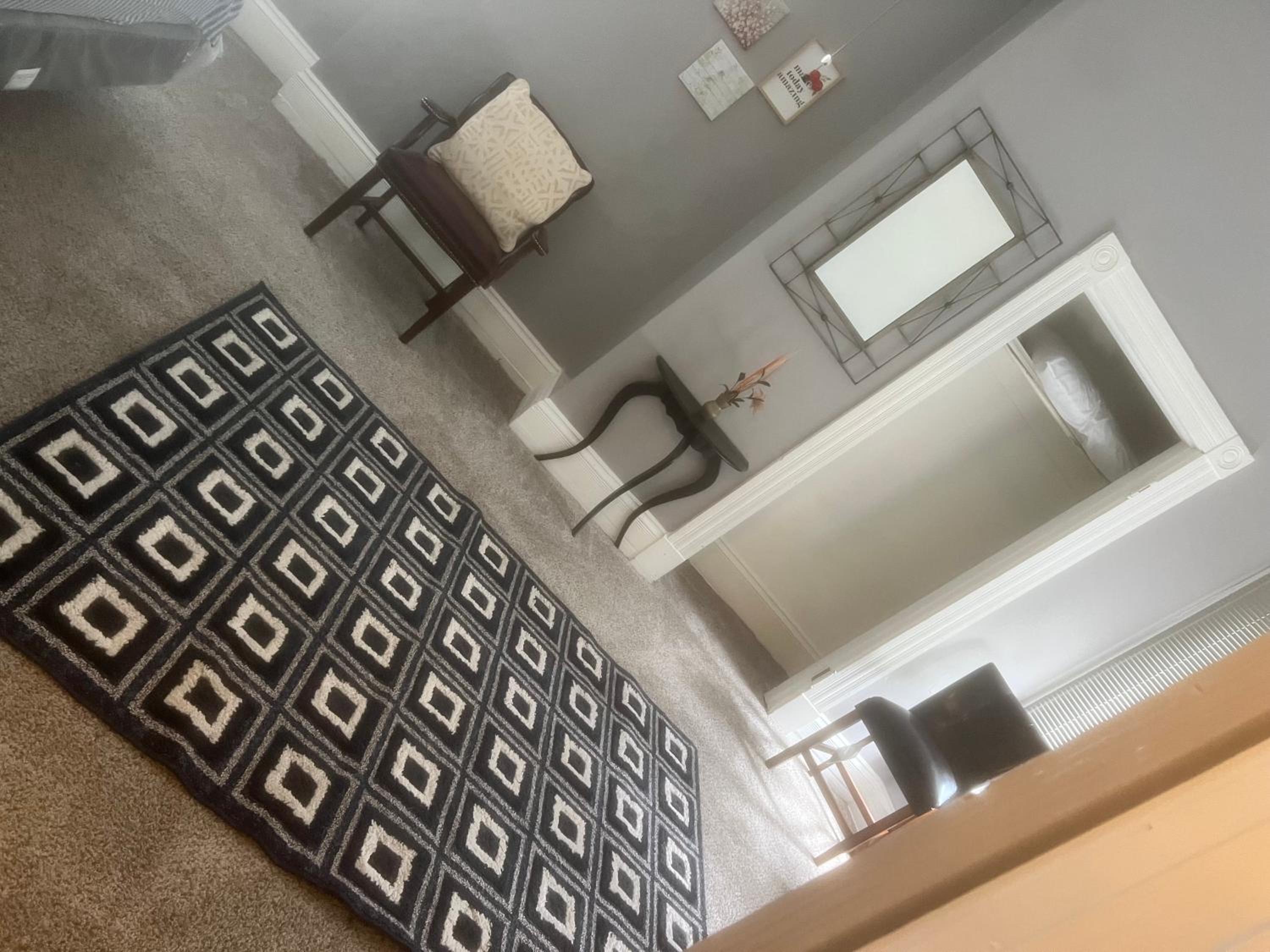Walnut Hills Studio/ Private room view 3