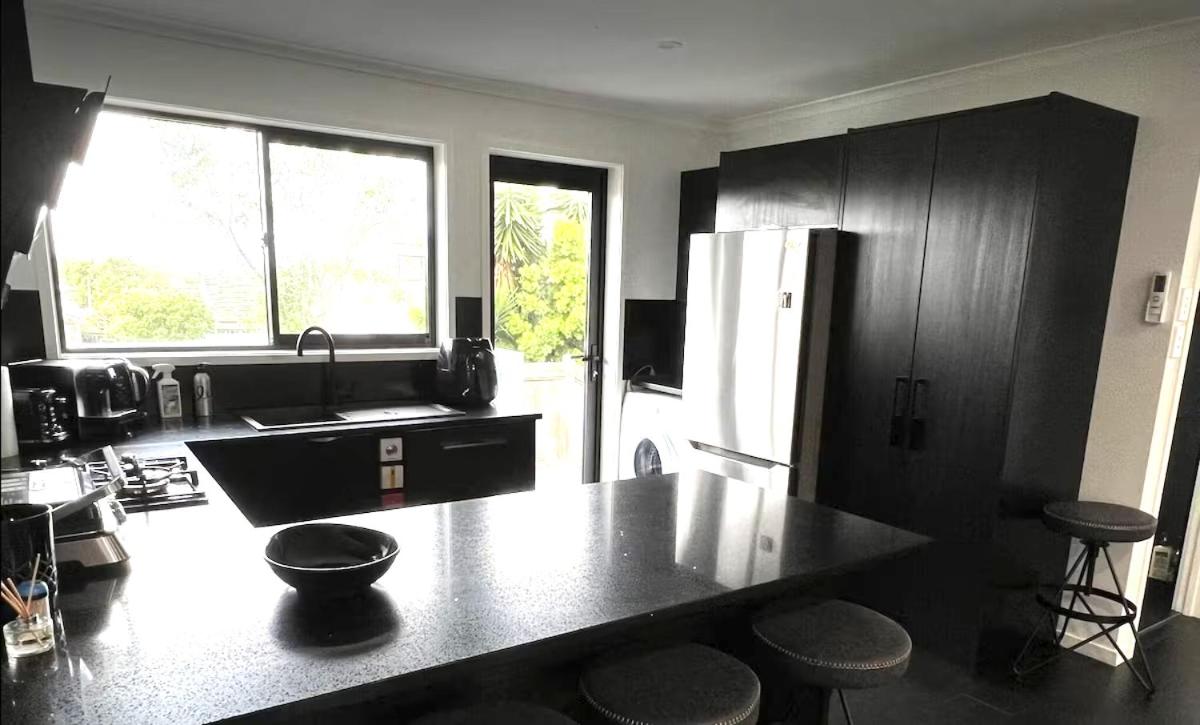 New Lynn Dream guest house