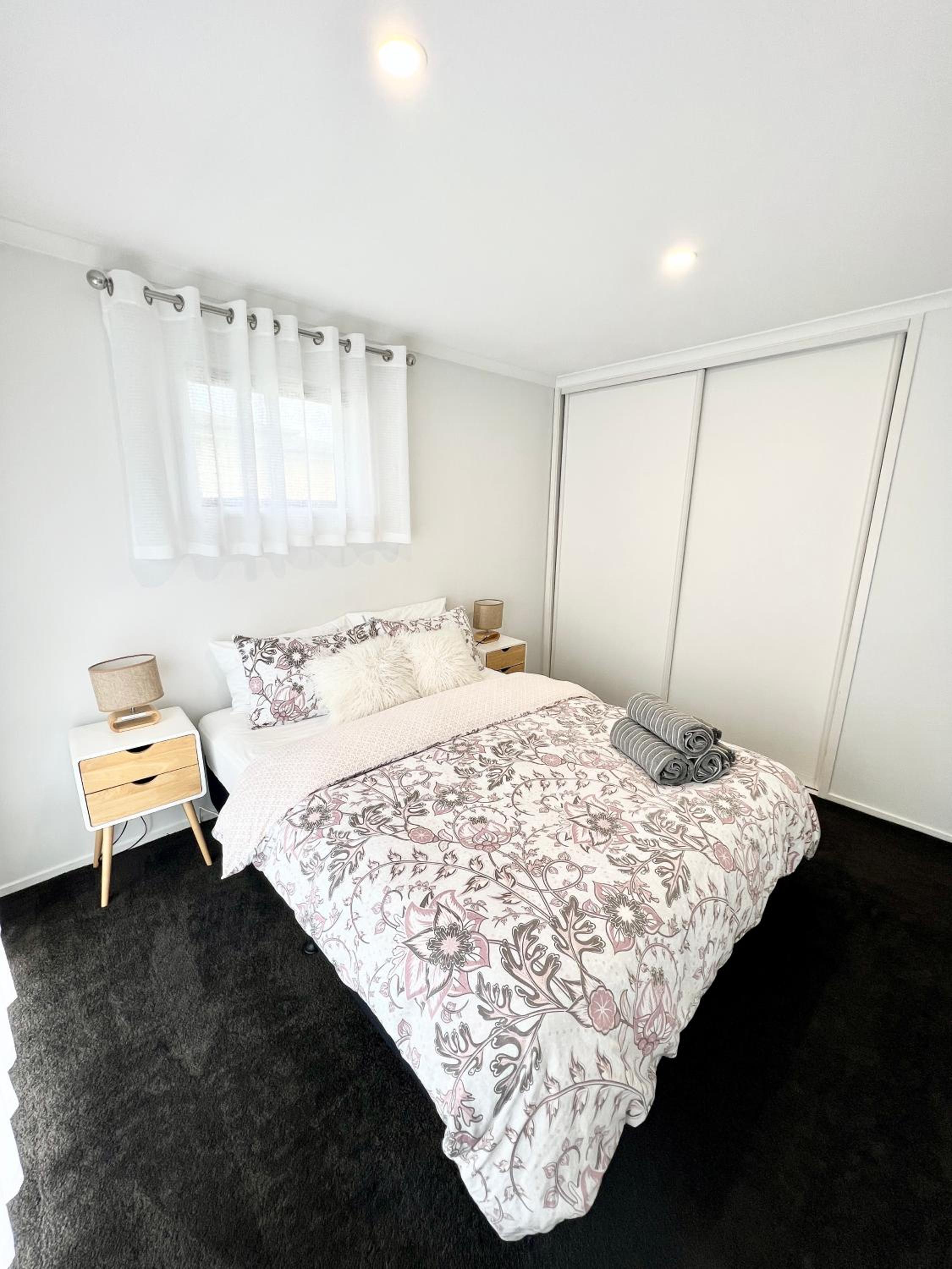 New Lynn Dream guest house