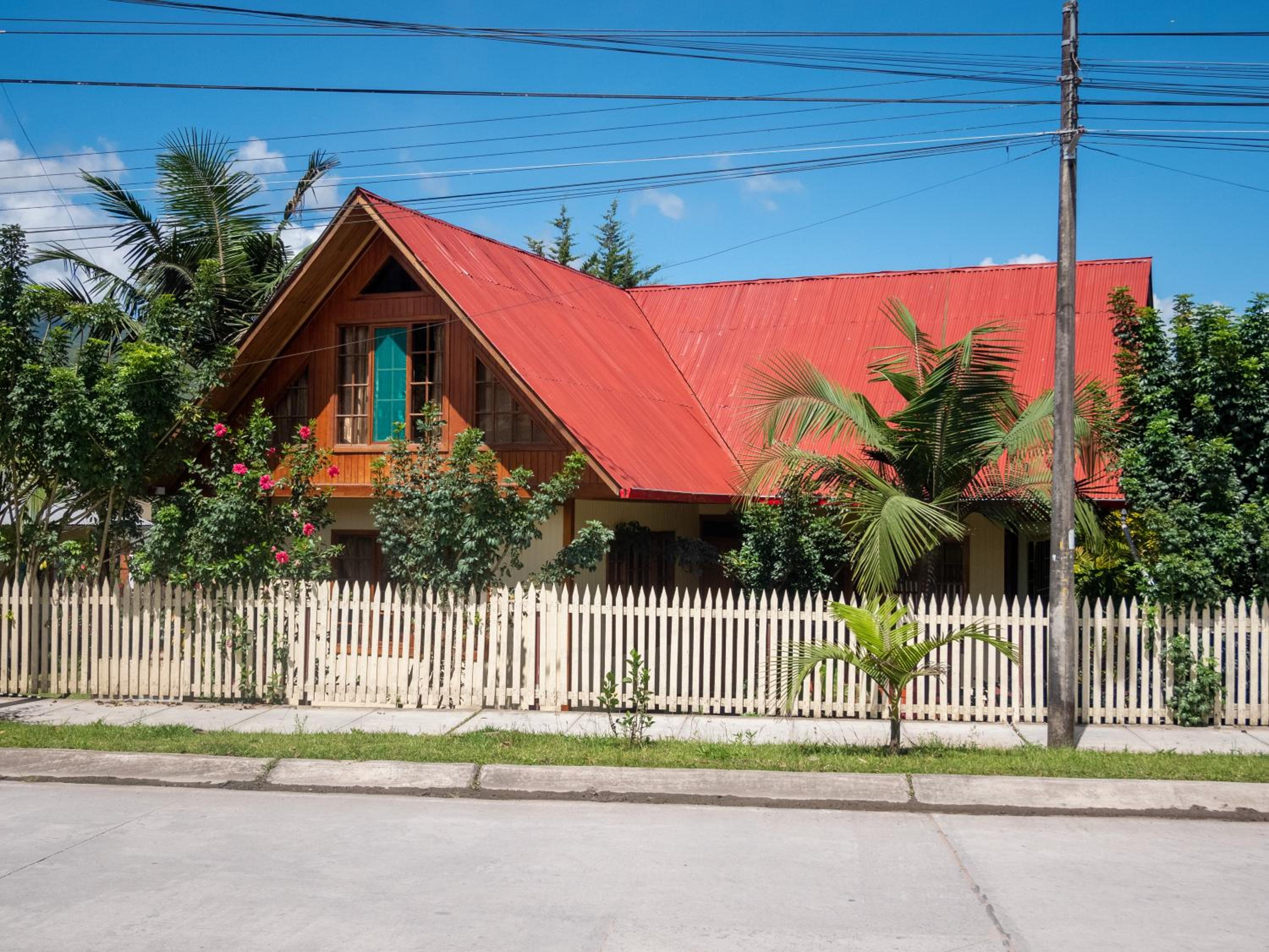 Hospedaje Cattleya view 4