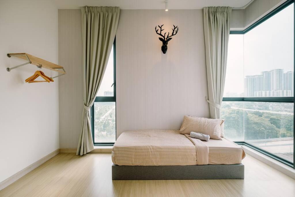 Shamelin Star Spacious Home 8pax3BR InfinityPool 中文