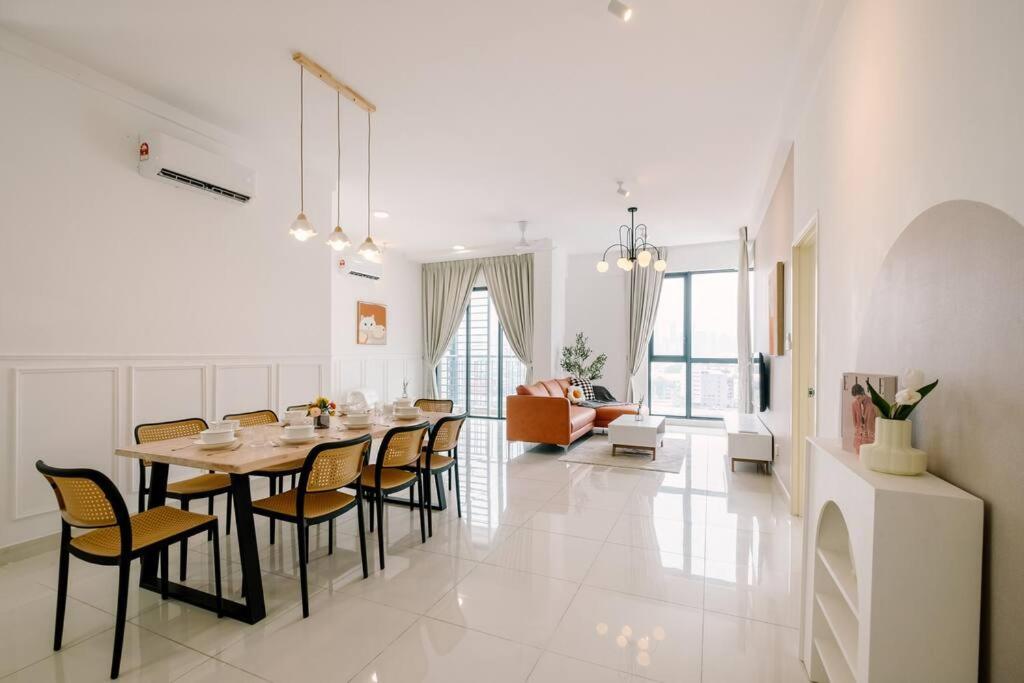Shamelin Star Spacious Home 8pax3BR InfinityPool 中文