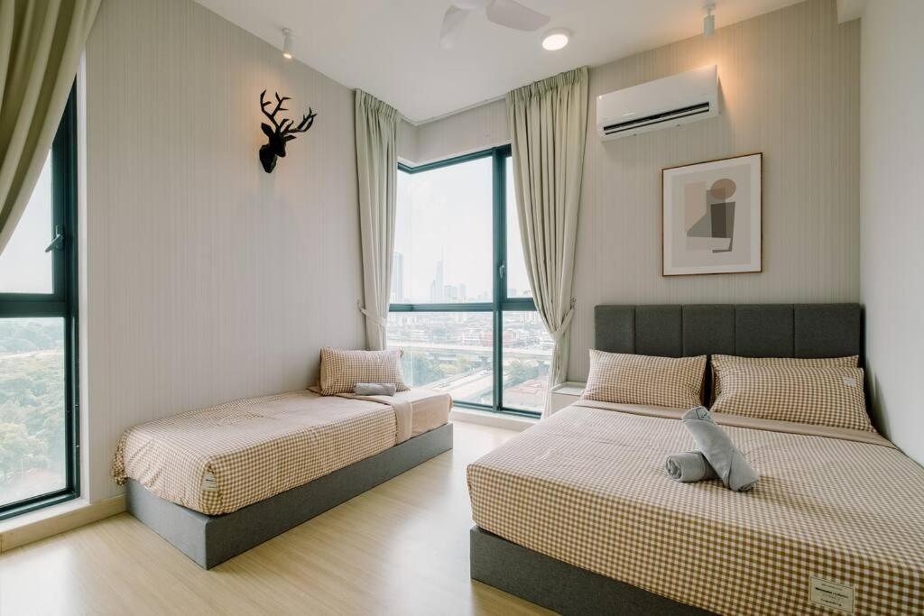 Shamelin Star Spacious Home 8pax3BR InfinityPool 中文