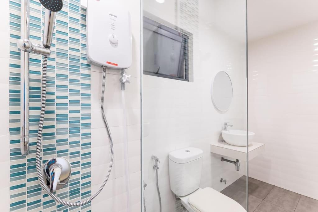 Shamelin Star Spacious Home 8pax3BR InfinityPool 中文