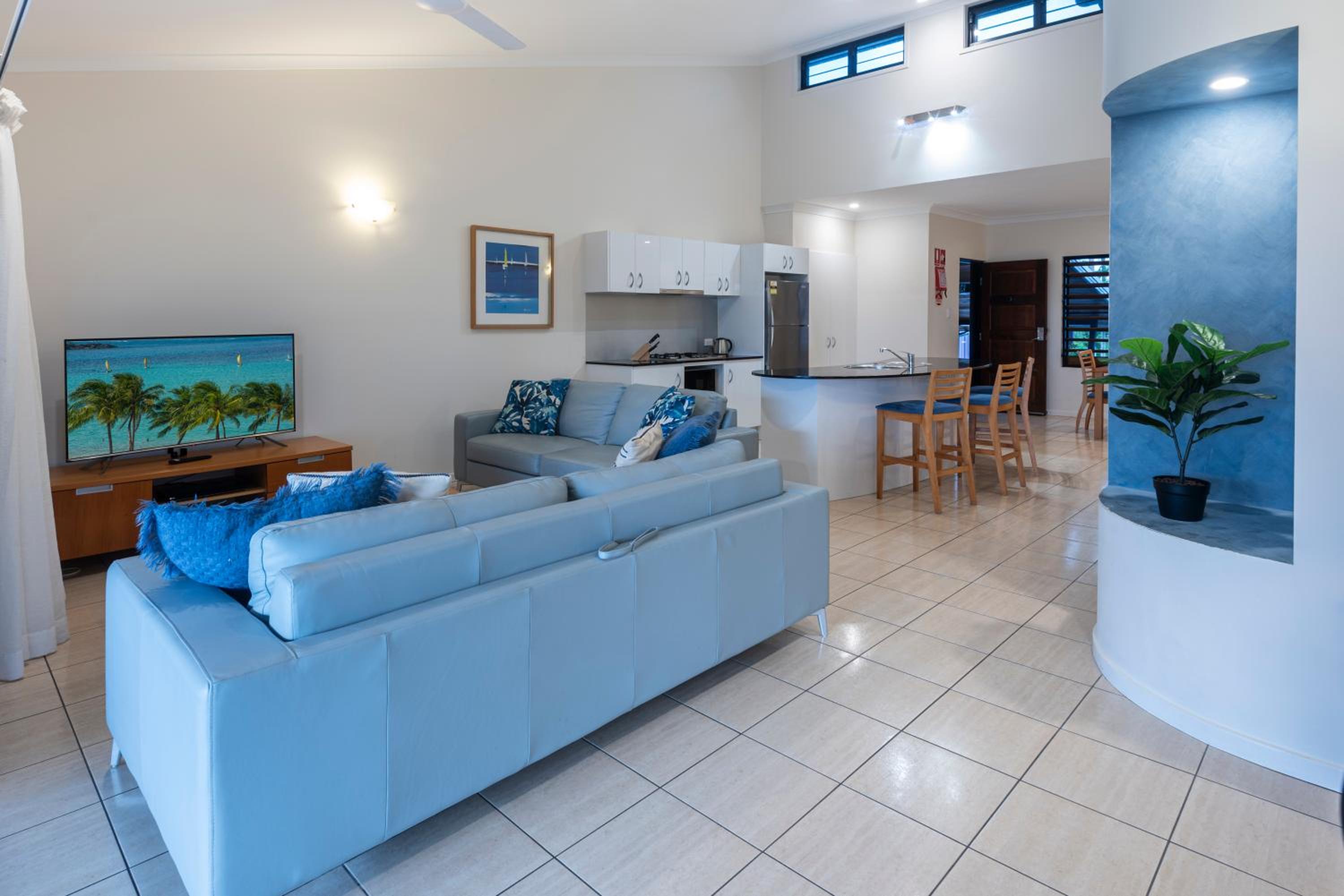 Anchorage Apartments on Hamilton Island by HIHA