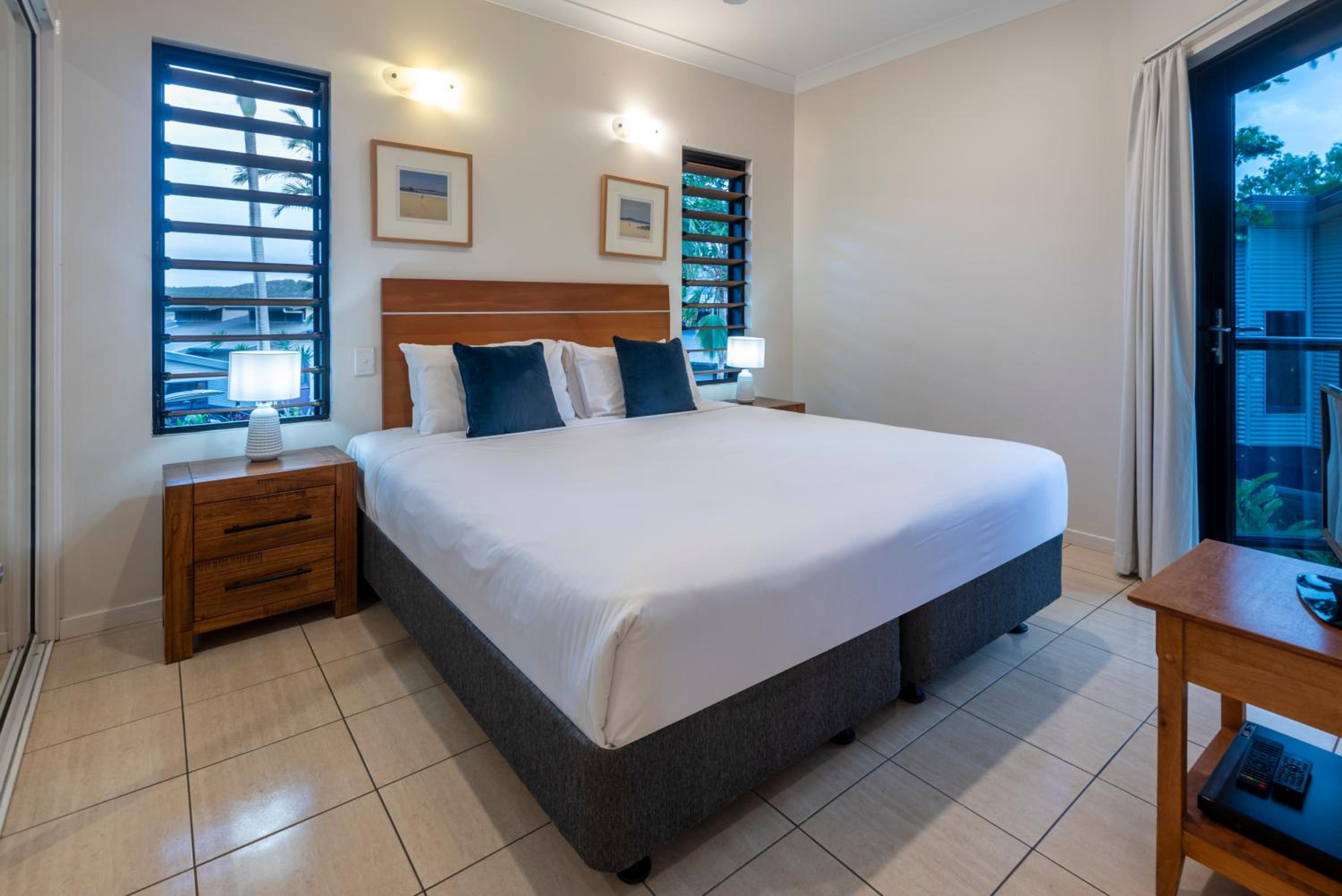Anchorage Apartments on Hamilton Island by HIHA