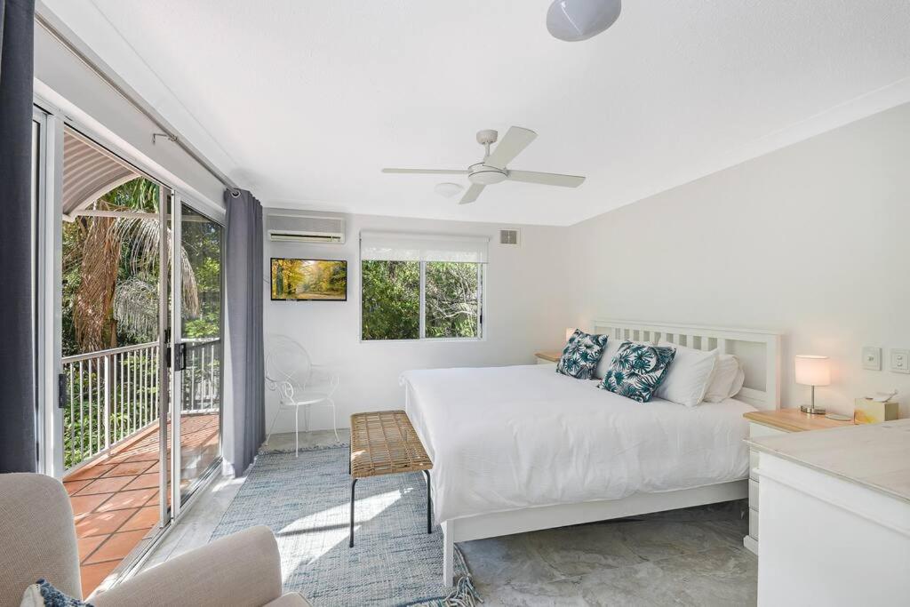 Hampton s Style Beach Retreat in Noosa s Heart