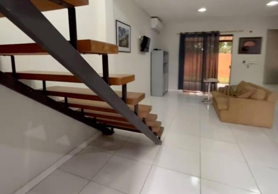 Duplex Aeropuerto c/cochera cerrada view 5