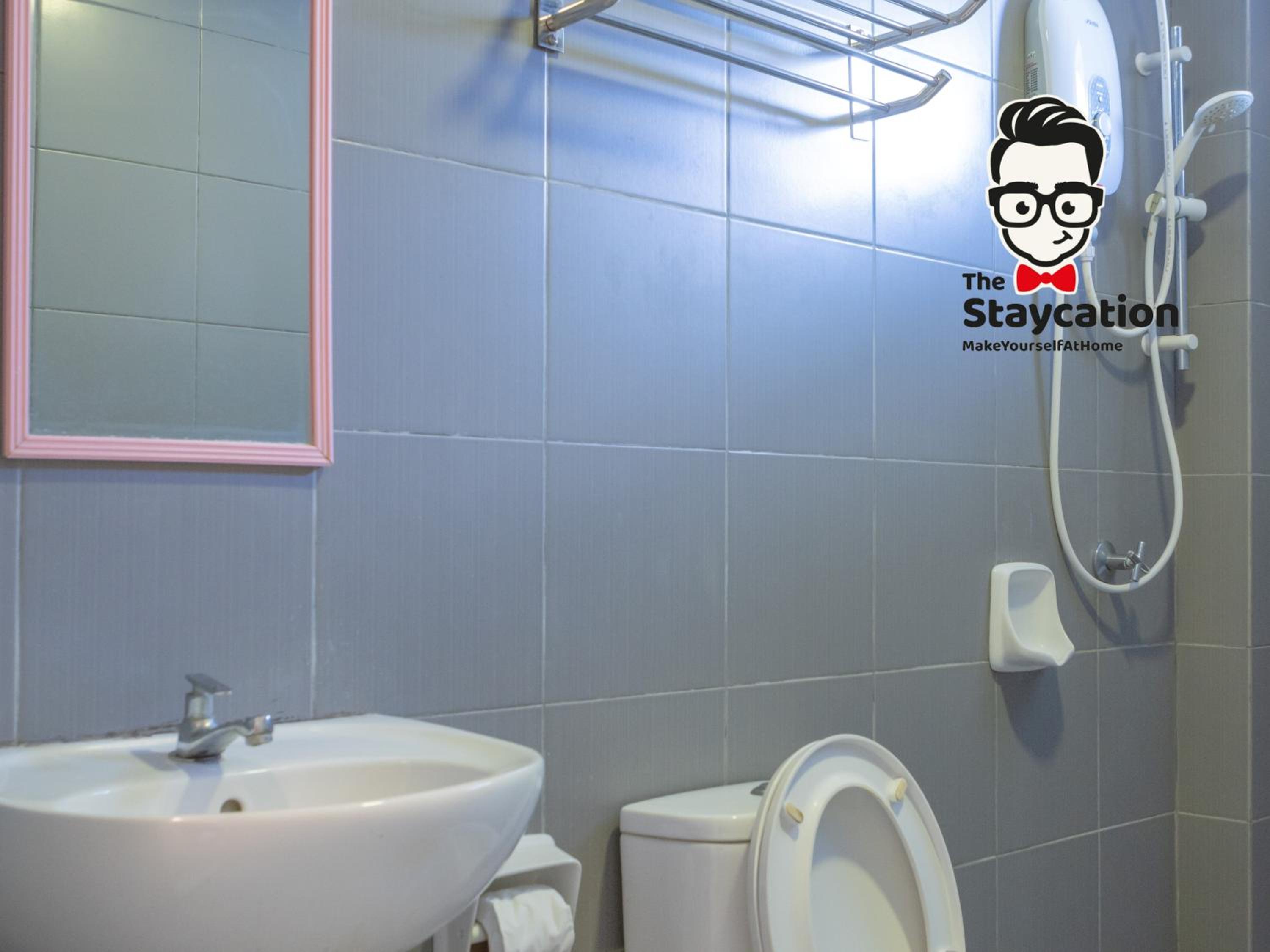 Staycation Homestay 42 Skyvilla near Batu Kawa photo 5