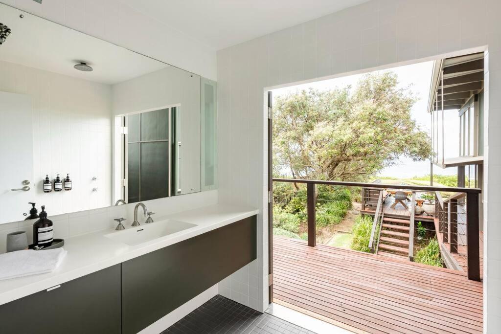 One Hundred Banksias
