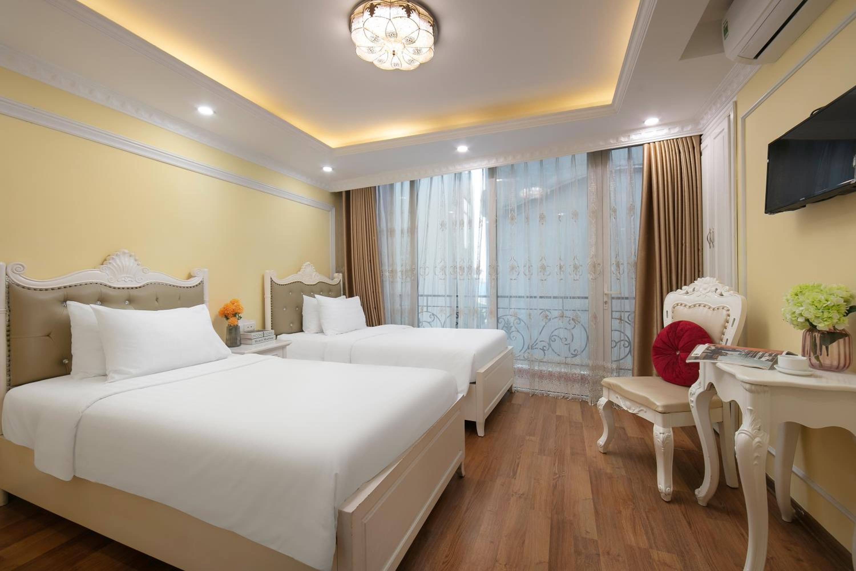 hotel room