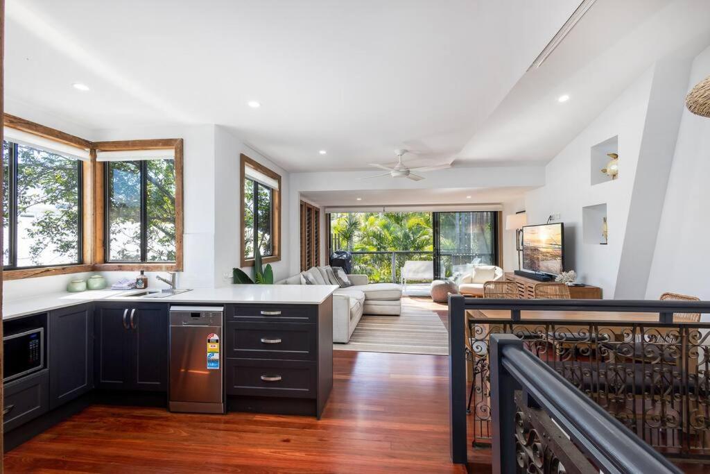 Pet Friendly Tropical Escape in Sunshine Beach