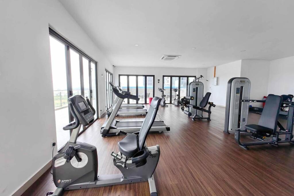 D'Pristine 23A11 walk to Legoland Netflix bySTAY