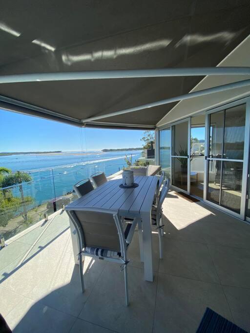 Noosa Penthouse with Stunning River Views