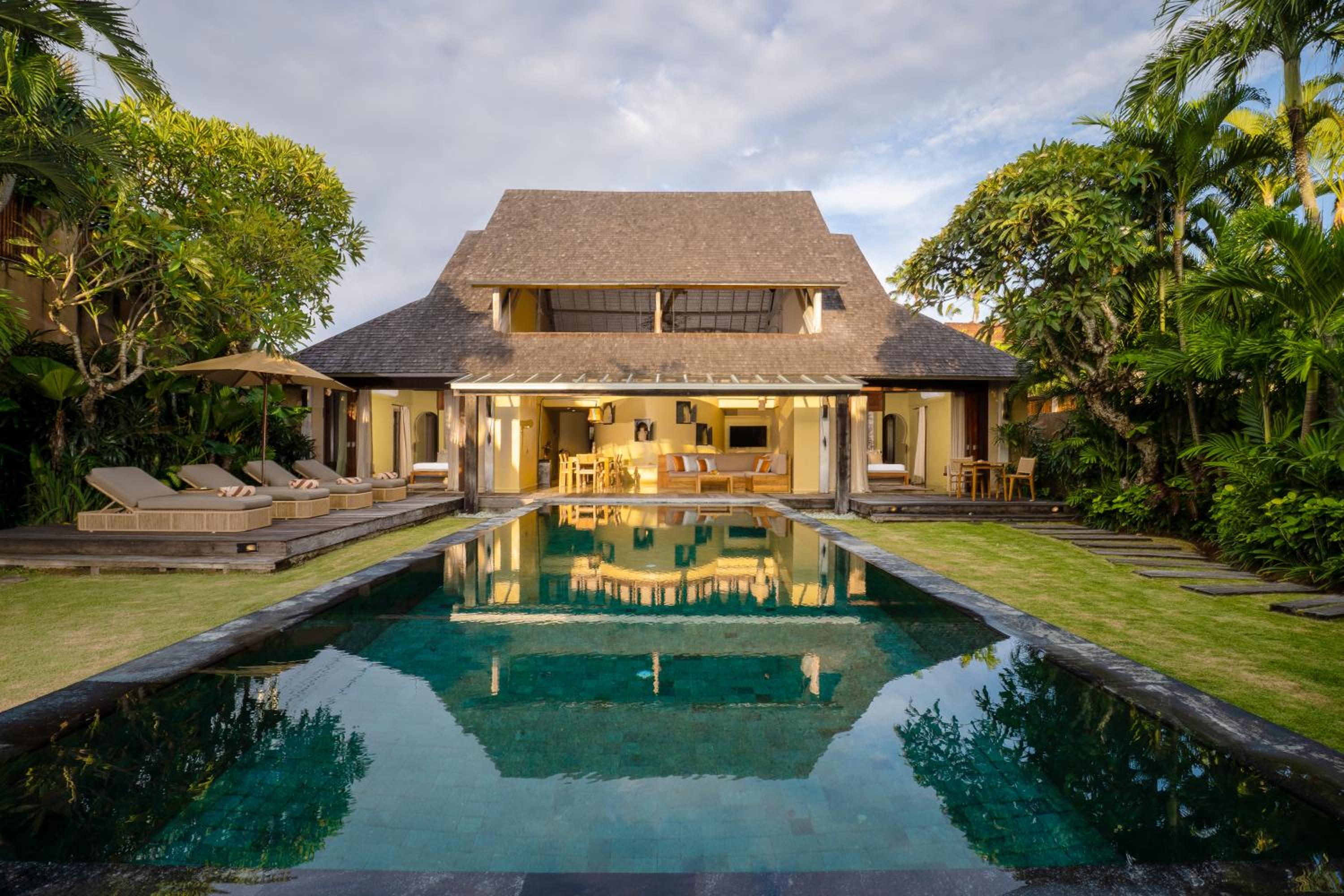 Hotel Space Villas Bali - Image 1