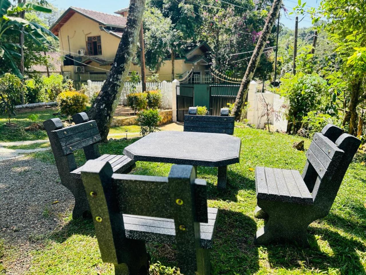 Ranaweera's Villa view 3