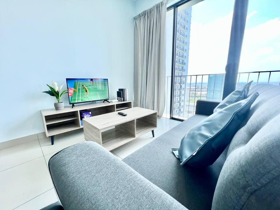 M 1-5Pax Cozy Home Trefoil 2QBeds Setia Alam WiFi photo 7