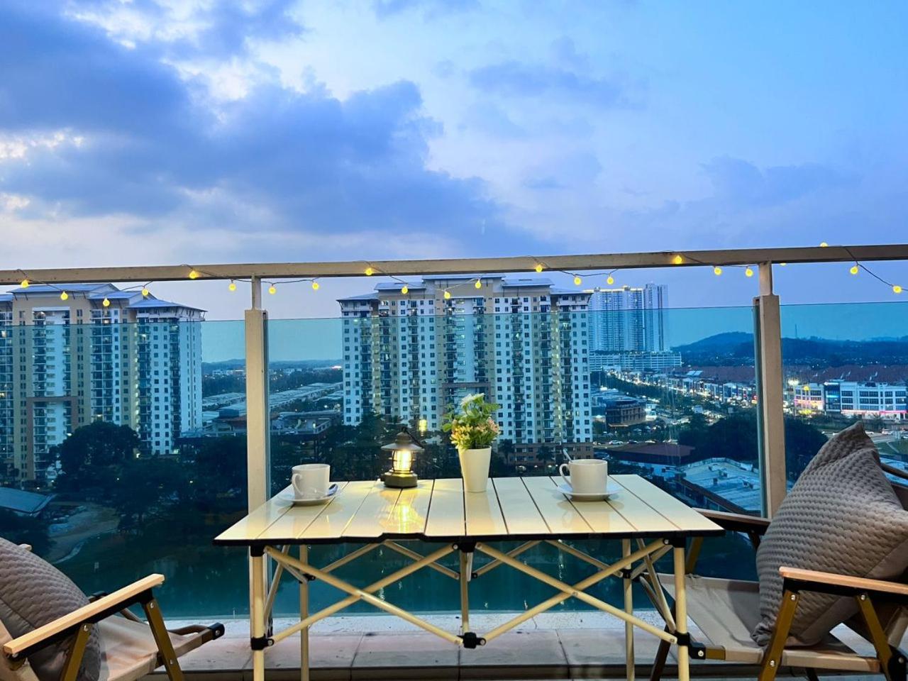 Johor Austin Ikea Lake View 2pax Netflix WIFI