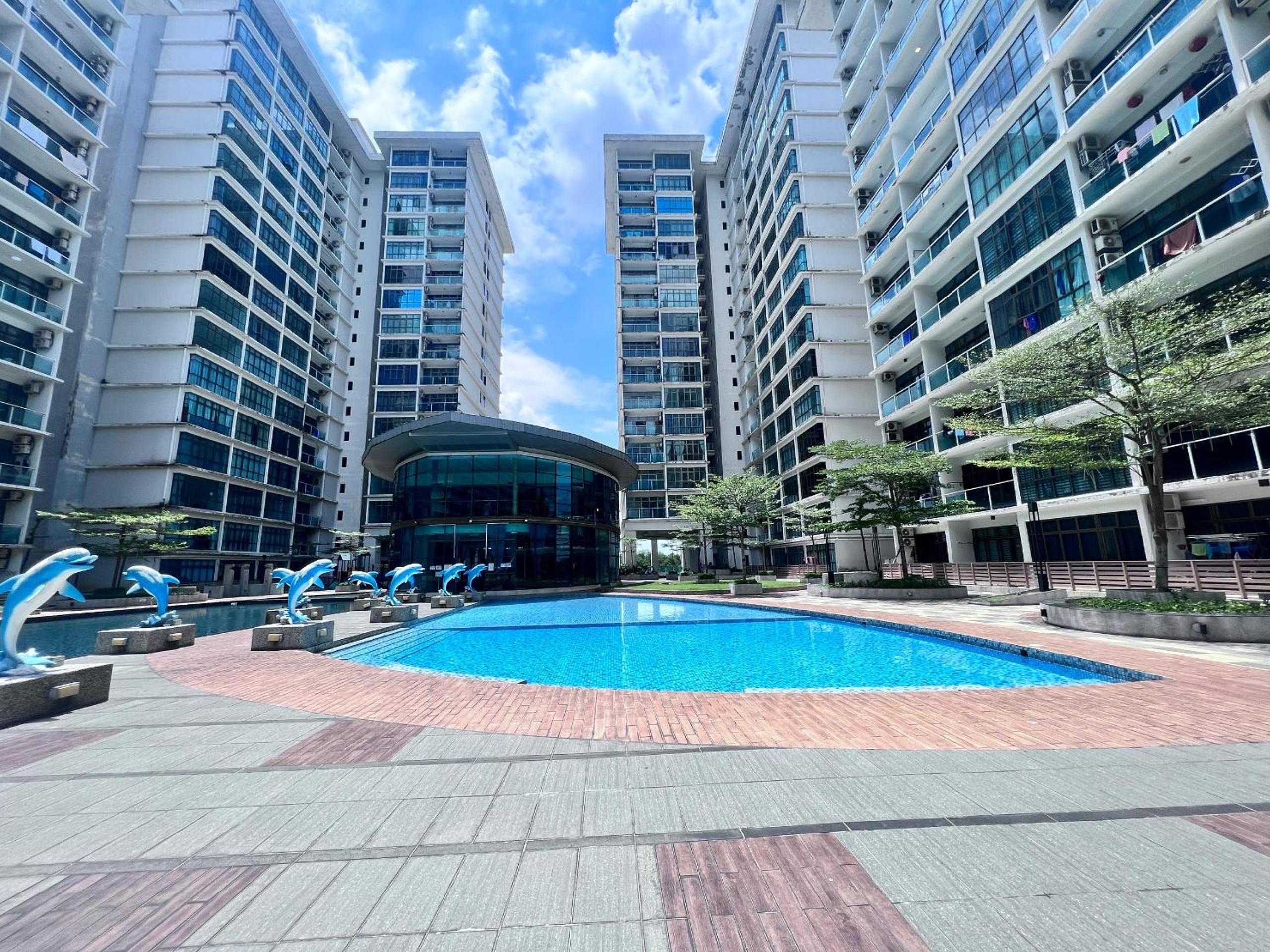 Johor Austin Ikea Lake View 2pax Netflix WIFI