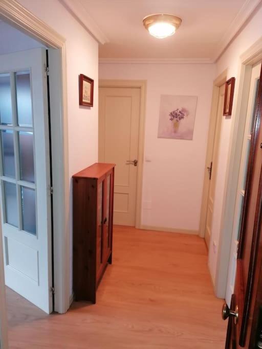 Apartamento urbanización privada. Piscinas. Tenis