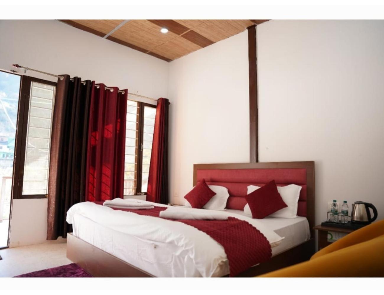 Rishi Dhara Resort and Cottages, Barkot