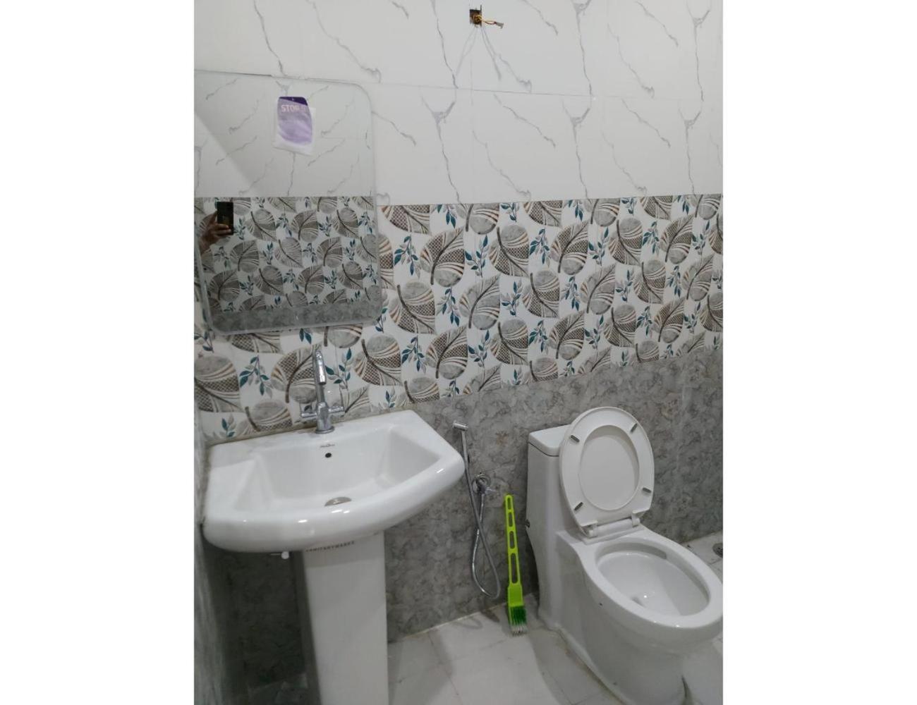 Rishi Dhara Resort and Cottages, Barkot