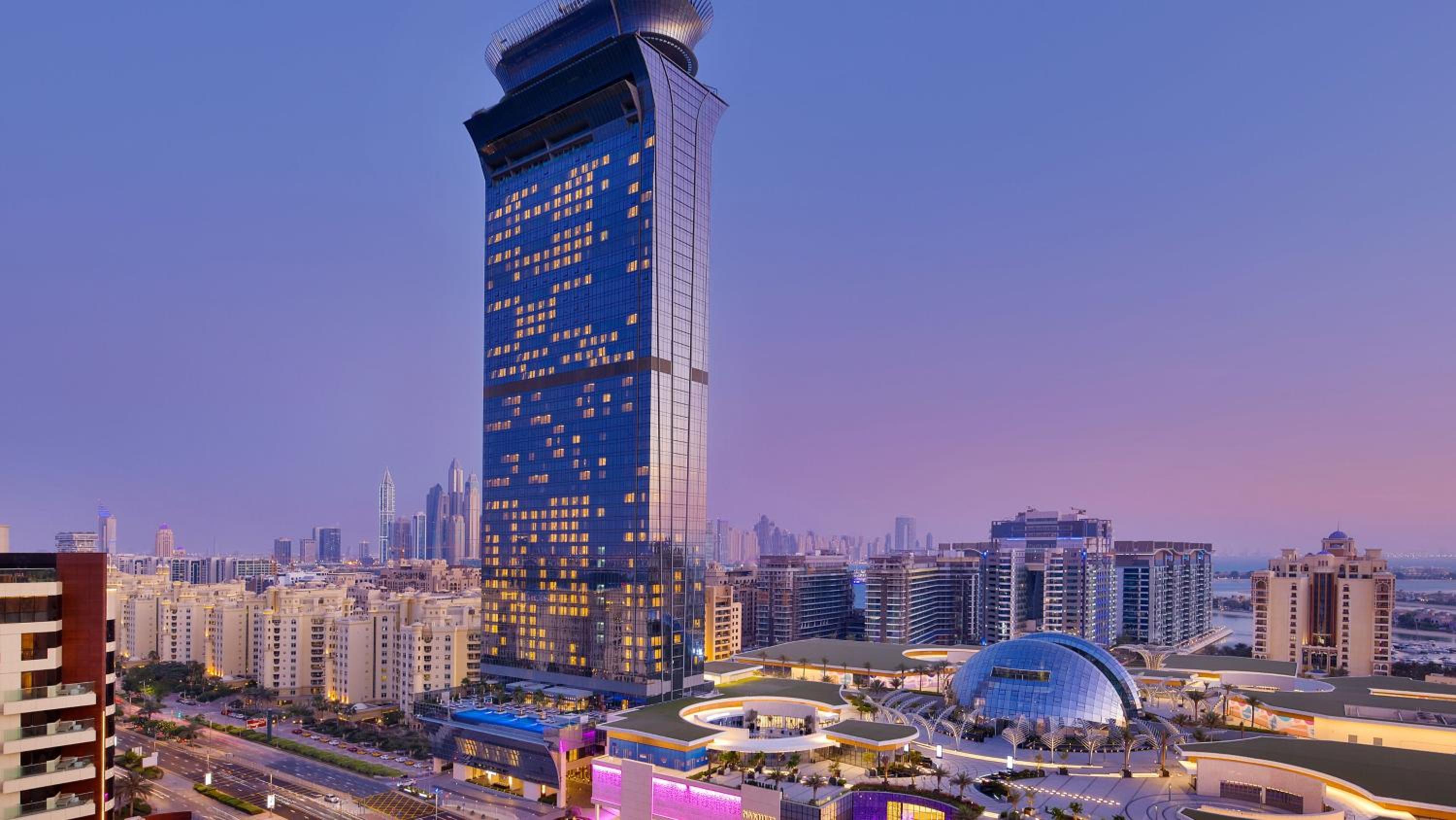 The Palm Tower, Nakheel Mall, Palm Jumeirah
