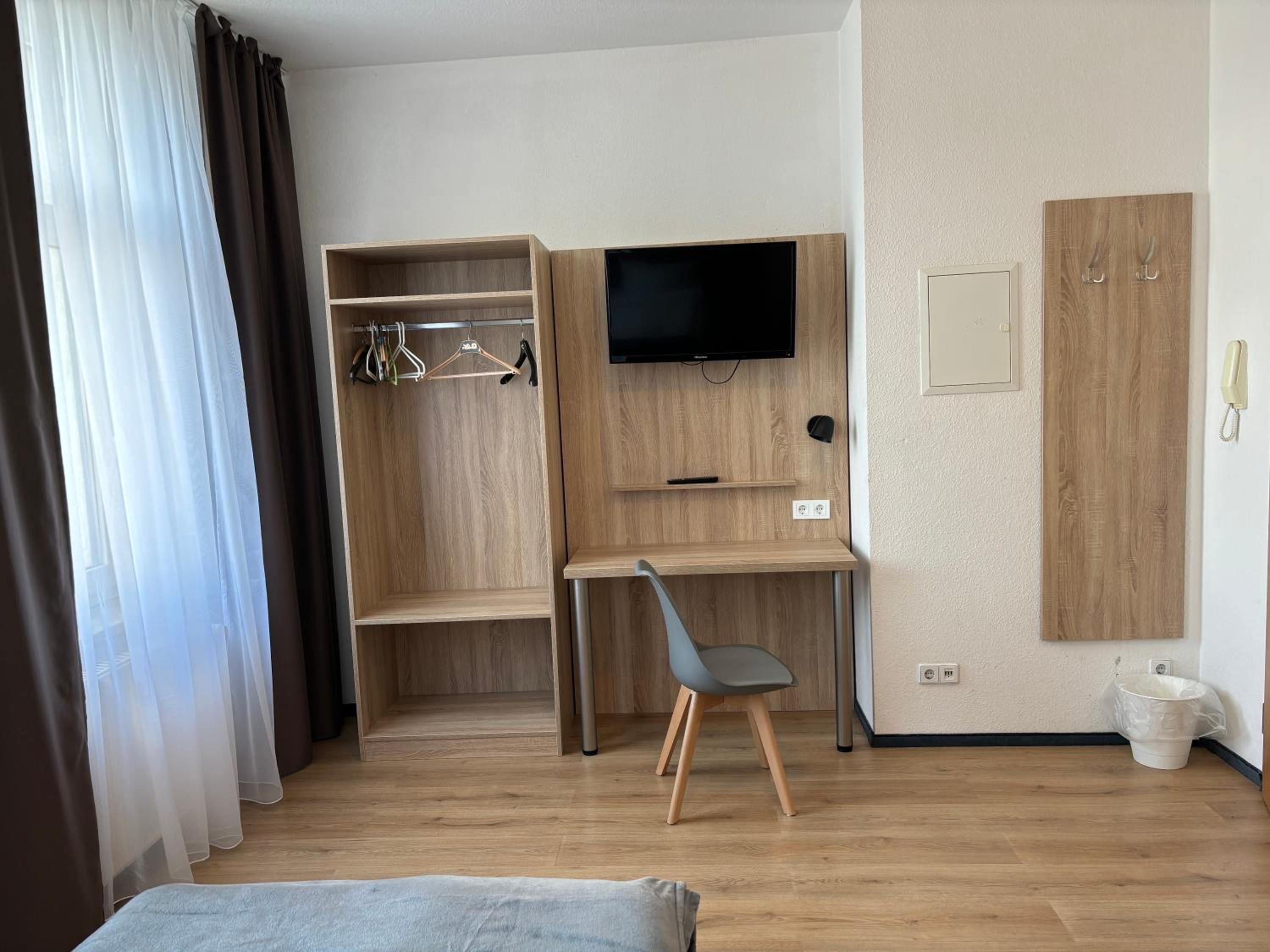 Photo 48