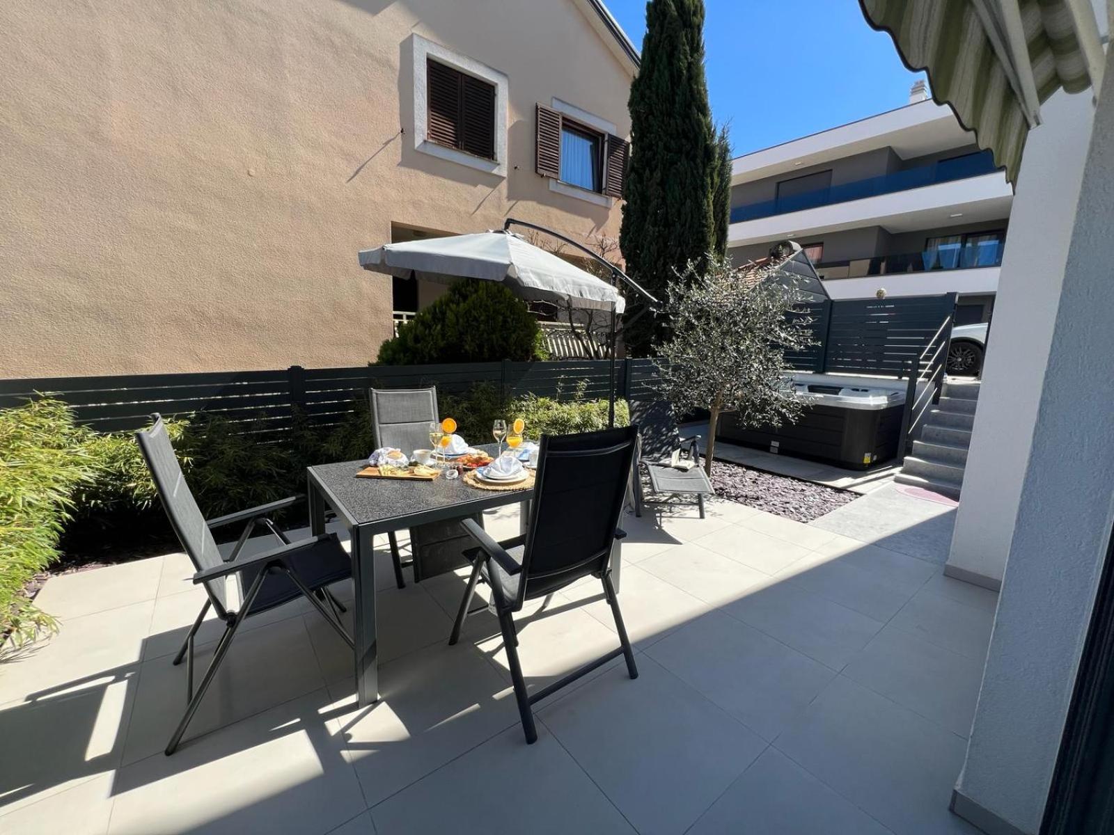 Apartments Murvica De Luxe