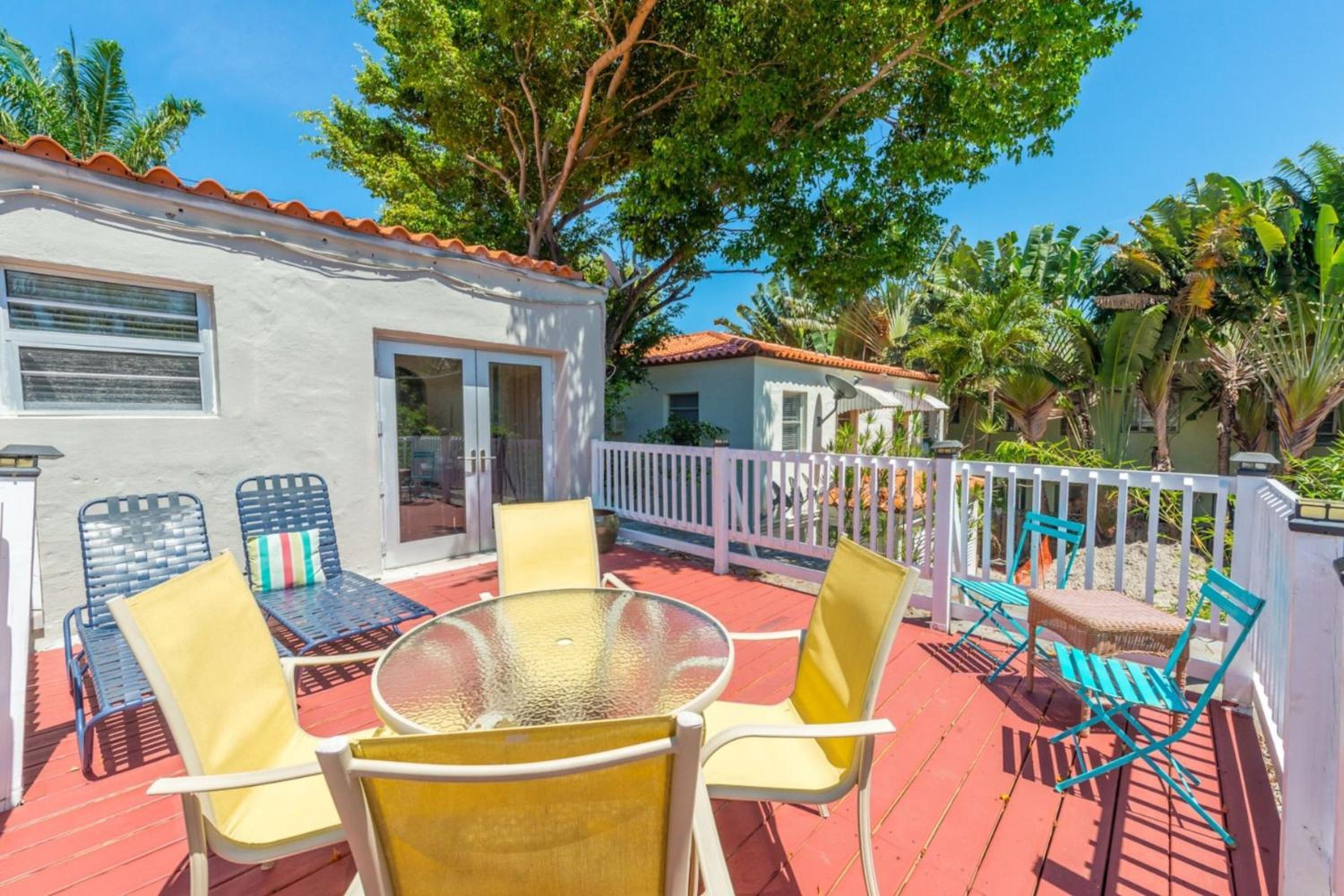 L'Etoile Apartments Part of the Oasis Casita Collection