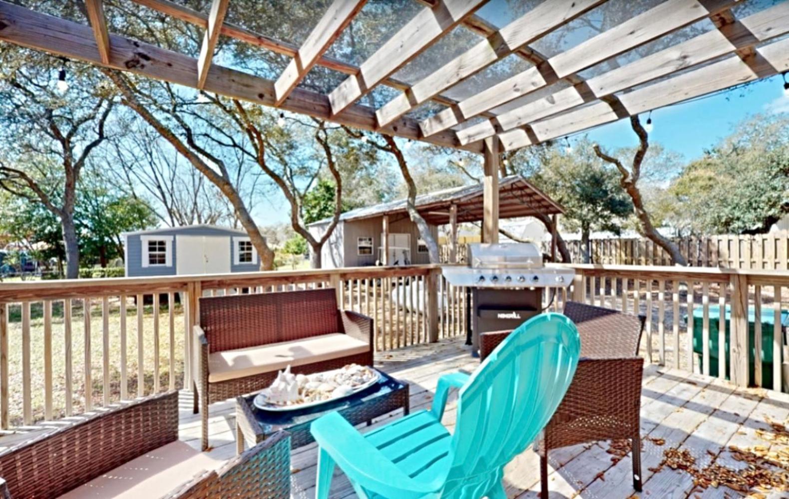 Green House in Florida with Trees Surrounding