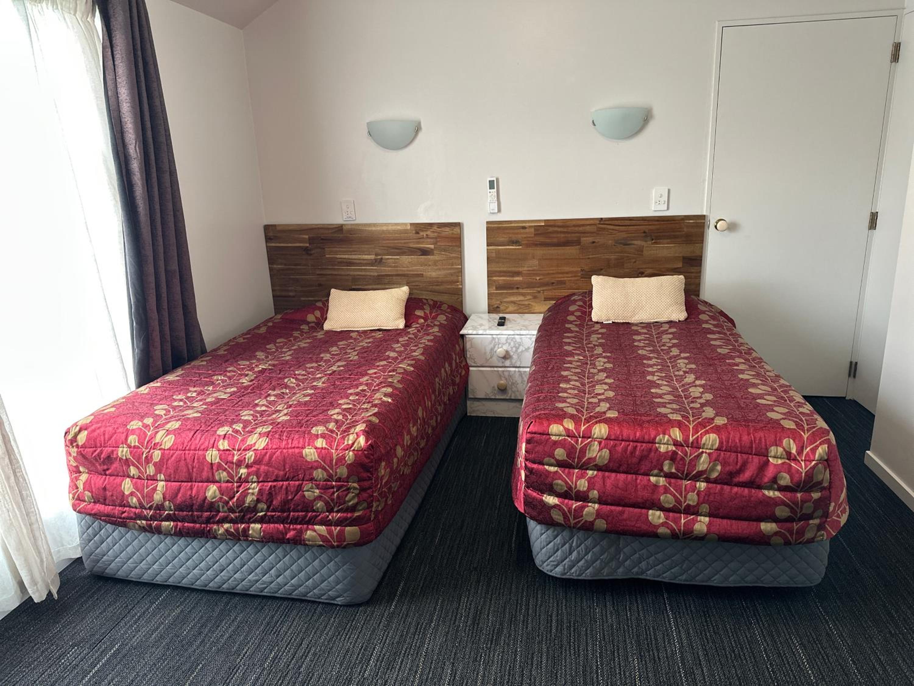 Samhil Motor Lodge