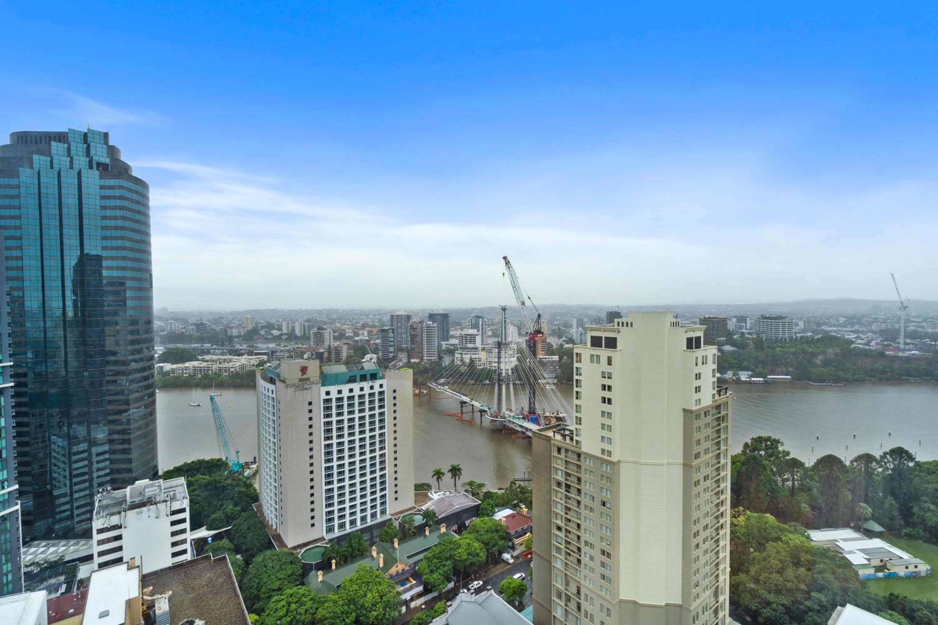 Boutique Brisbane City Apartment