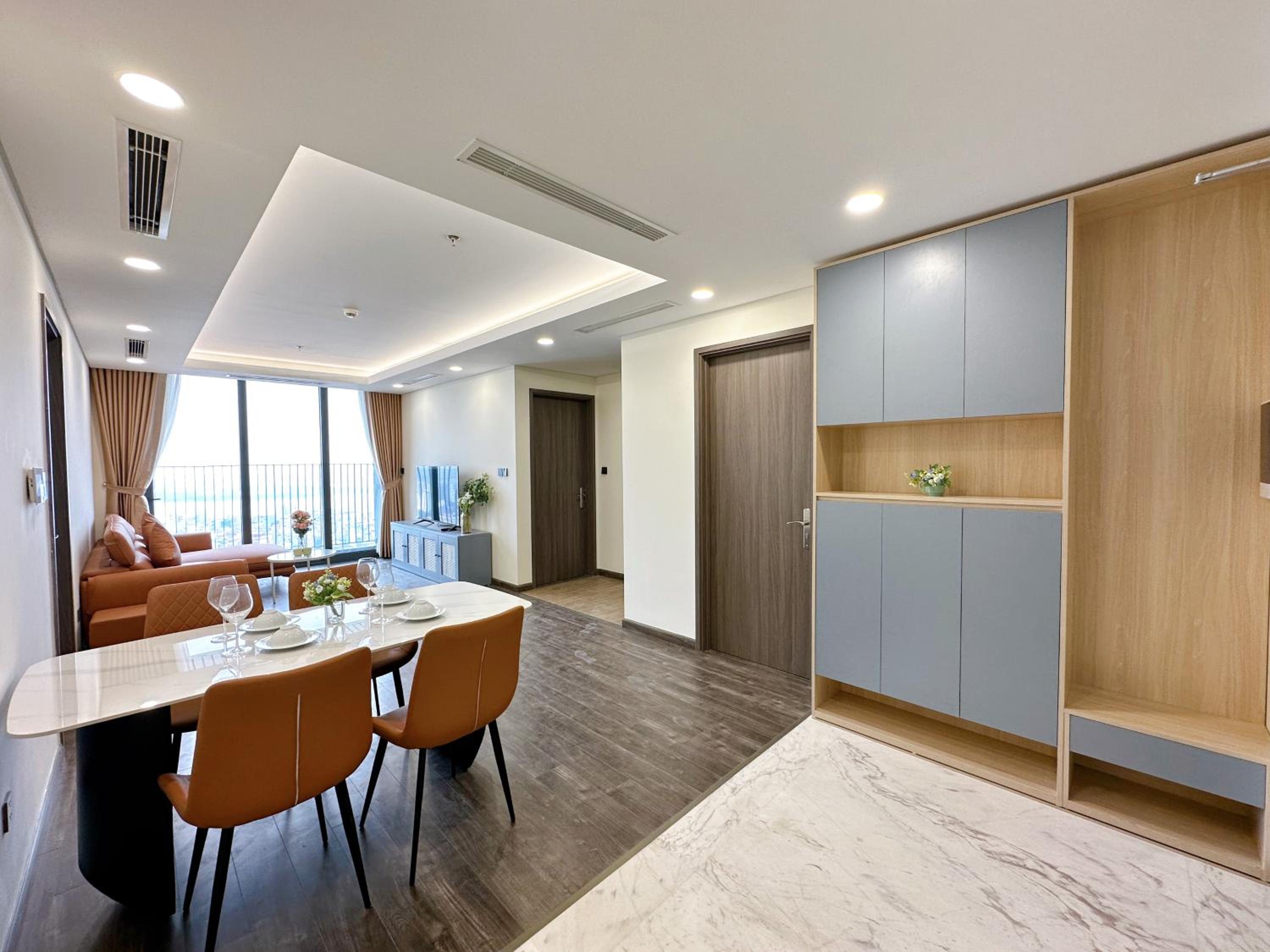 Apartments in Han Jardin Building next West Lake